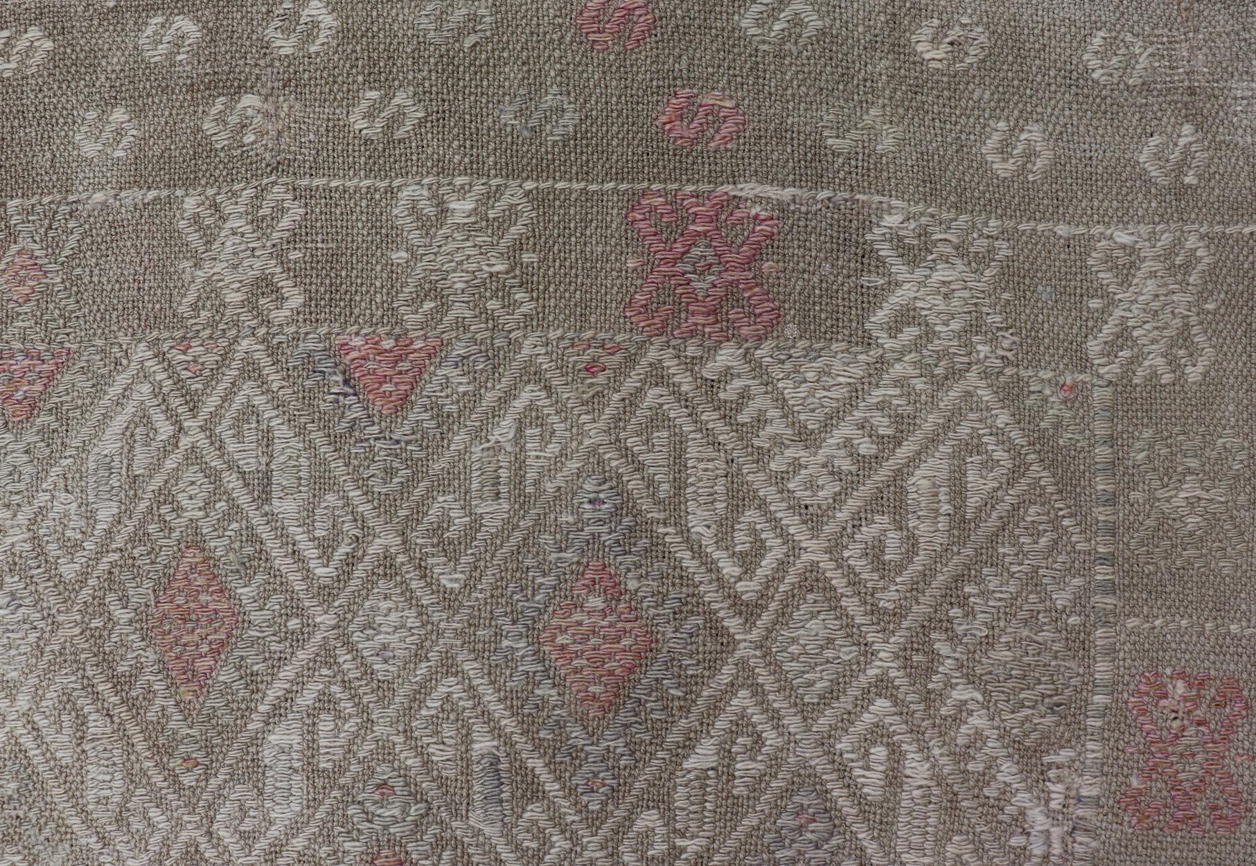 Vintage Turkish Kilim Rug in Muted Gray, Taupe, and Faded Red 4'4 x 5'9 For Sale 5