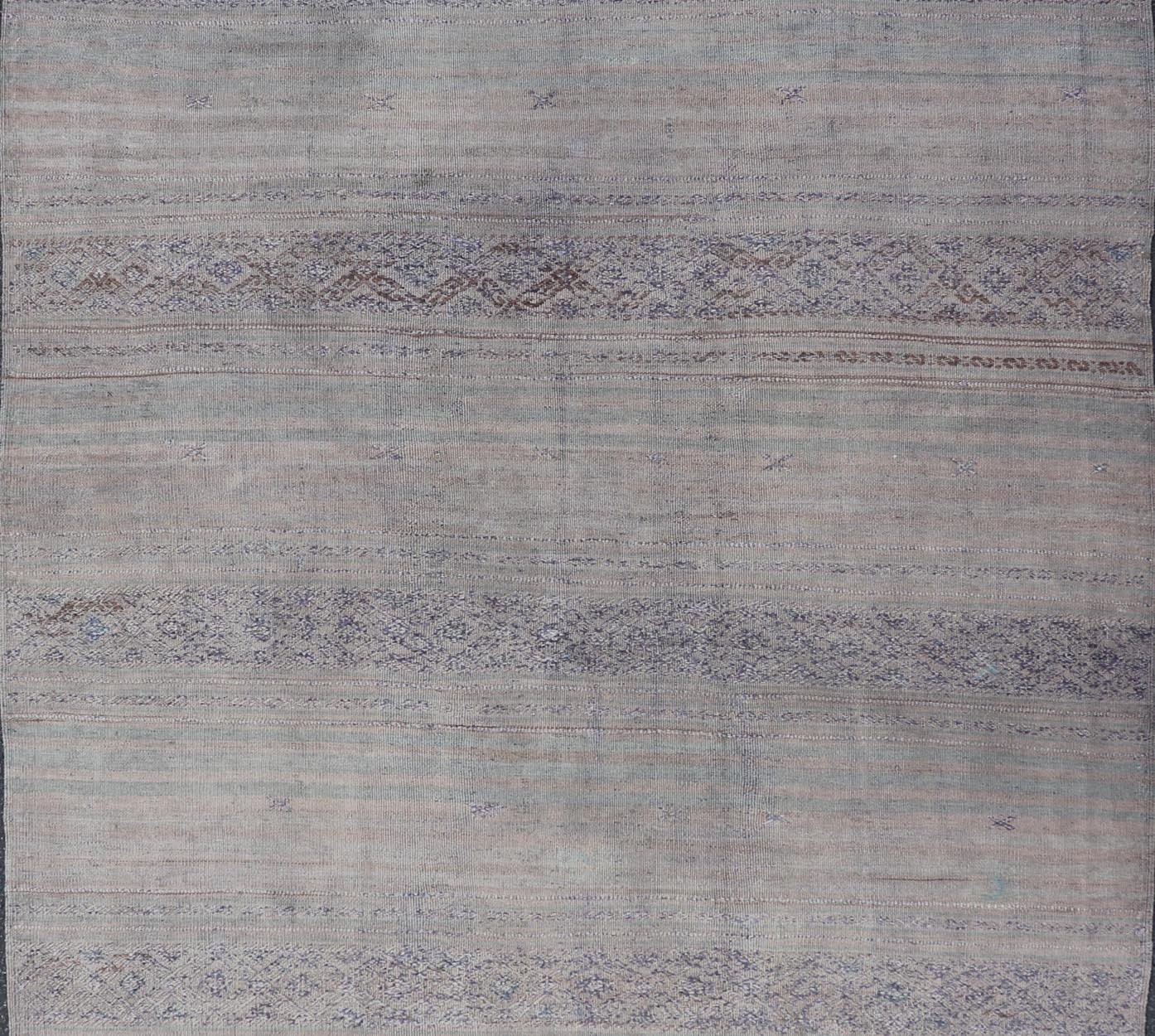 Vintage Turkish Kilim Rug In Muted Pastel Hues and Geometric Patterns 5'2 x 9'2 In Good Condition For Sale In Atlanta, GA