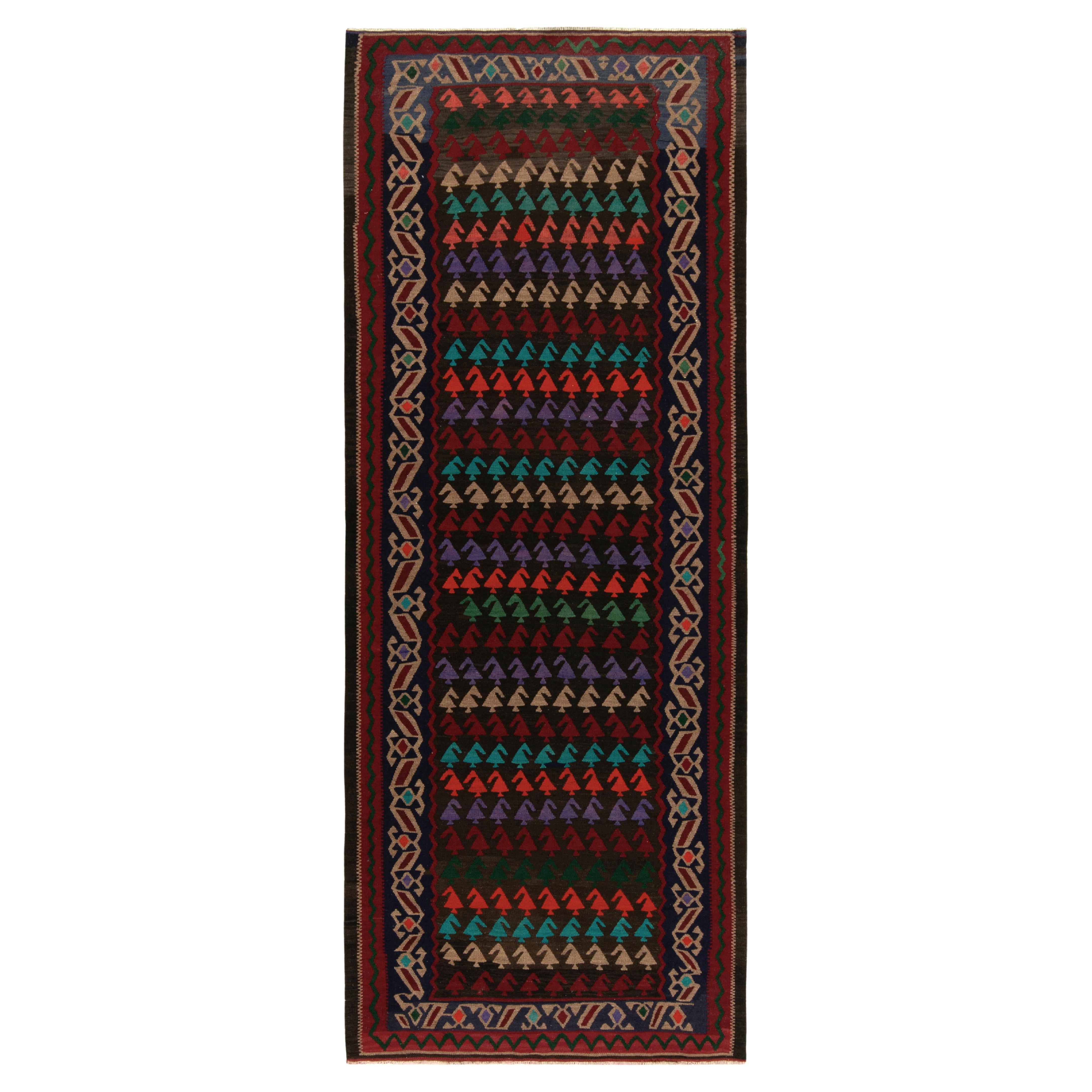 Türkischer Kelim-Teppich aus rotem, beige-braunem und mehrfarbigem Stammesleder von Teppich & Kelim