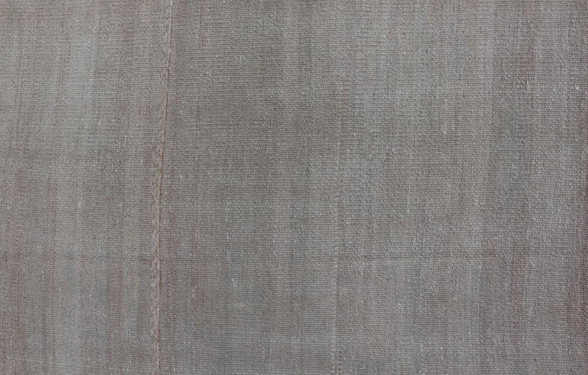 Laine Rug & Kilim Vintage Turc avec rayures Beige et Blush 5'0 x 6'0 en vente