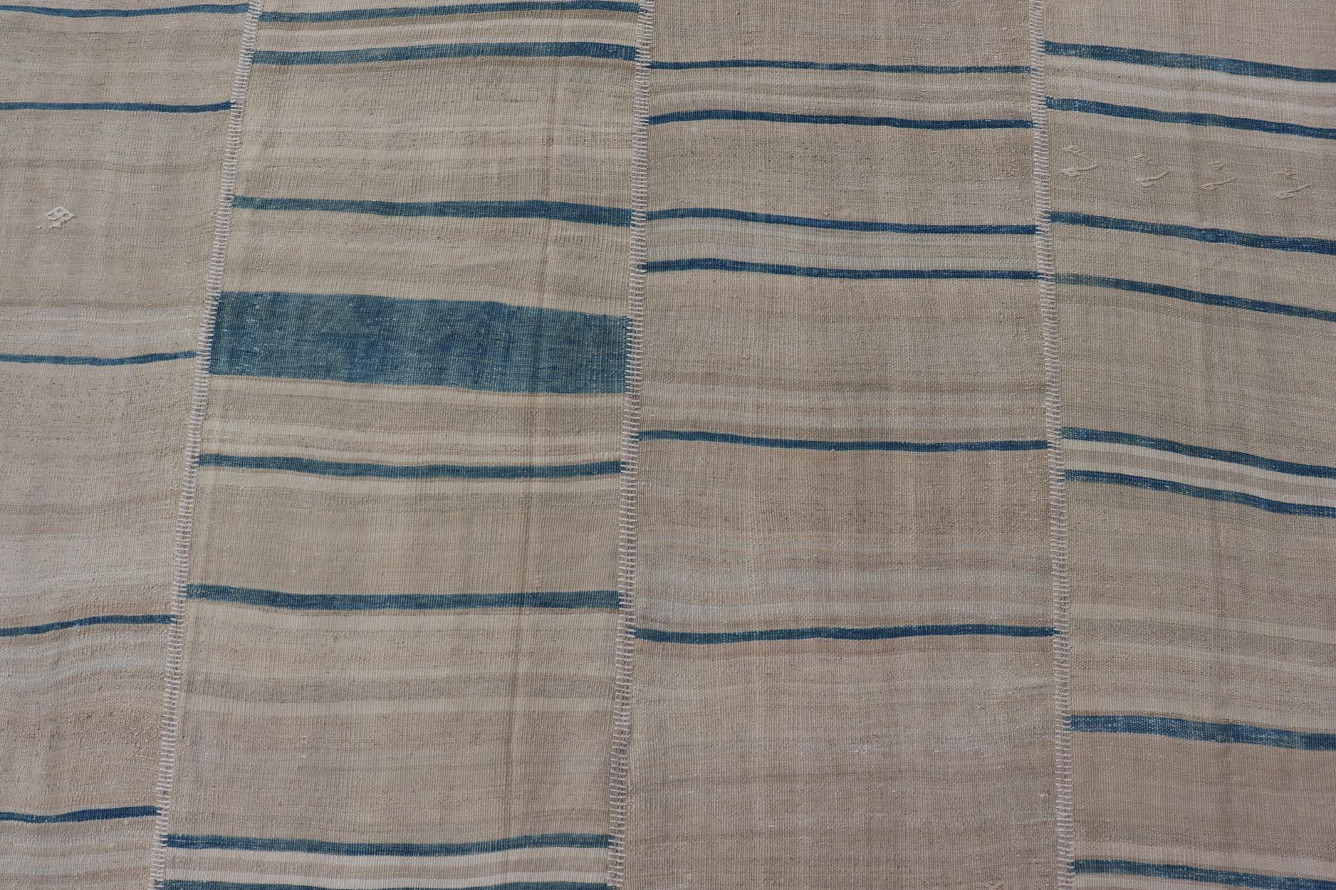 Rug & Kilim vintage turc à rayures bleues et crèmes 8'0 