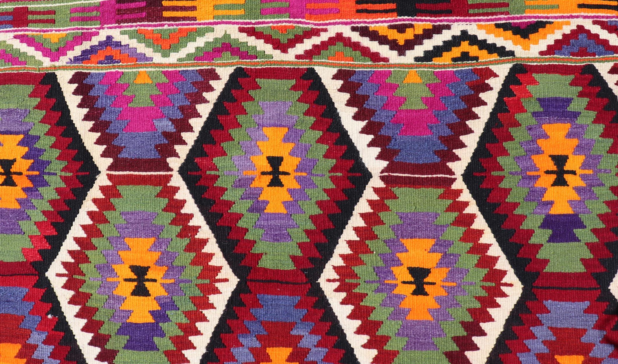 Wool Vintage Turkish Kilim Rug with Bold Geometric Tribal Hexagon Motifs 6'0 x 7'8 For Sale