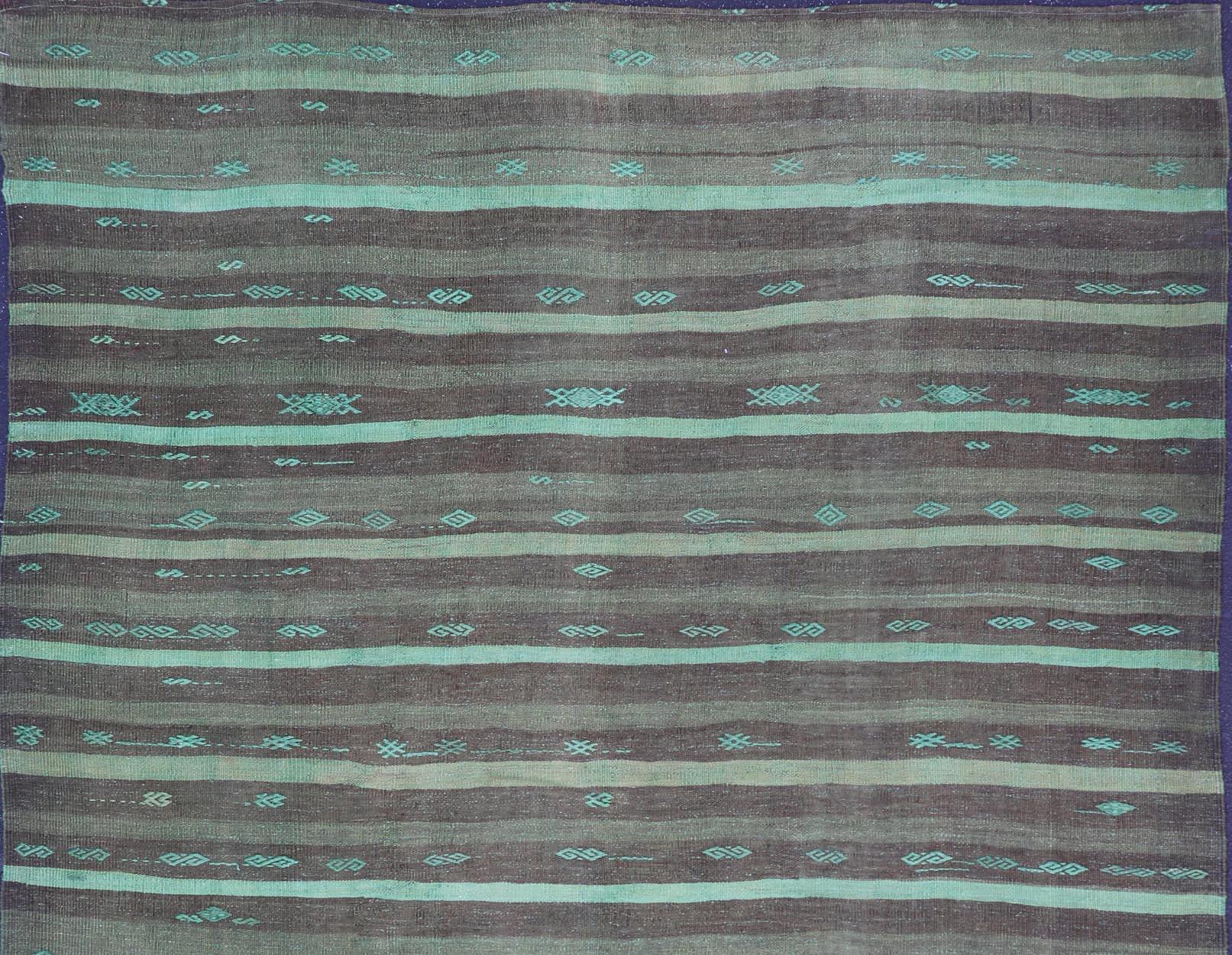 Tissé à la main Rug & Kilim turc vintage avec accents Brown et Turquoise en vente