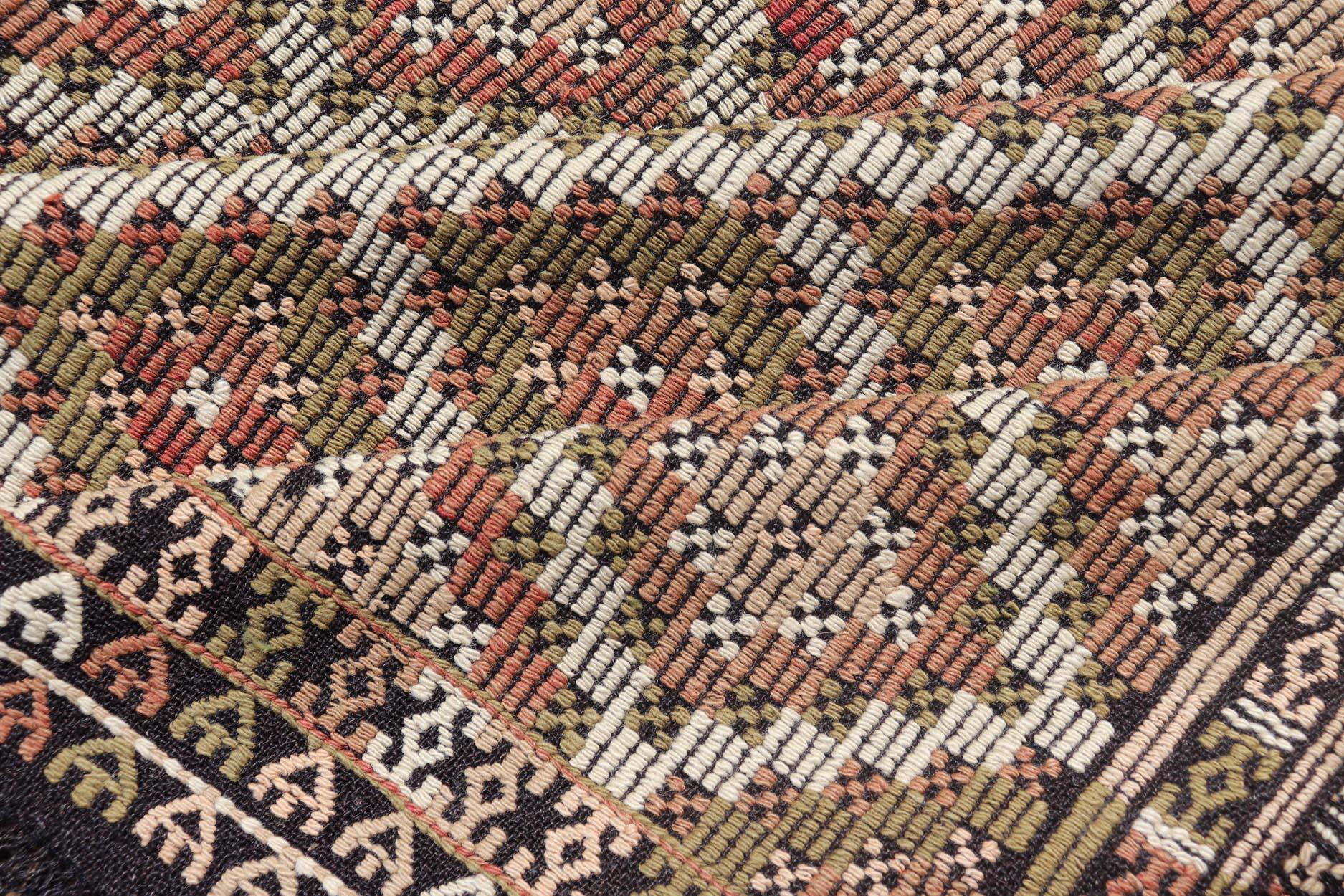 Tapis Kilim turc vintage avec motifs géométriques de diamants 7'6 x 9'0 en vente 3
