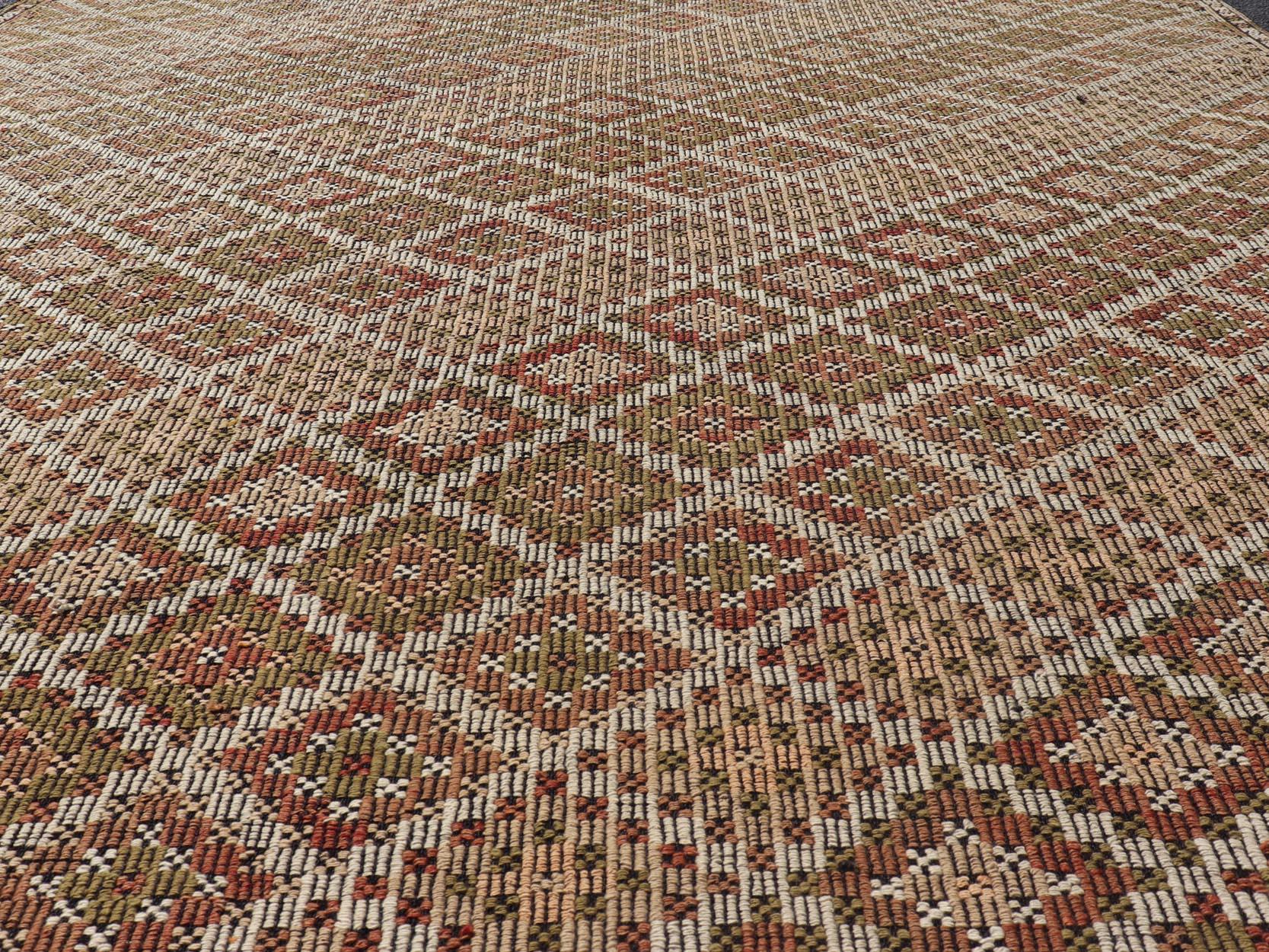 Tapis Kilim turc vintage avec motifs géométriques de diamants 7'6 x 9'0 en vente 5