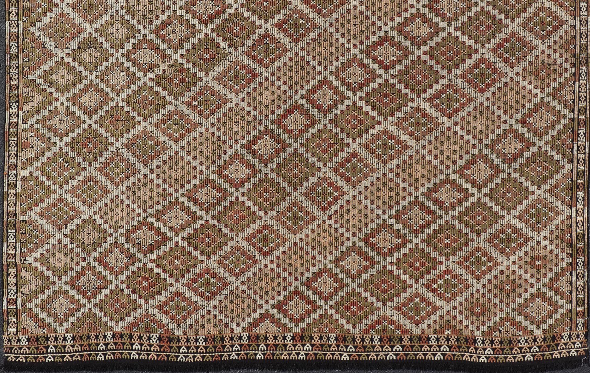 Tapis Kilim turc vintage avec motifs géométriques de diamants 7'6 x 9'0 en vente 1