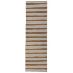 Tappeto turco vintage Rug & Kilim a strisce orizzontali in marrone chiaro e crema