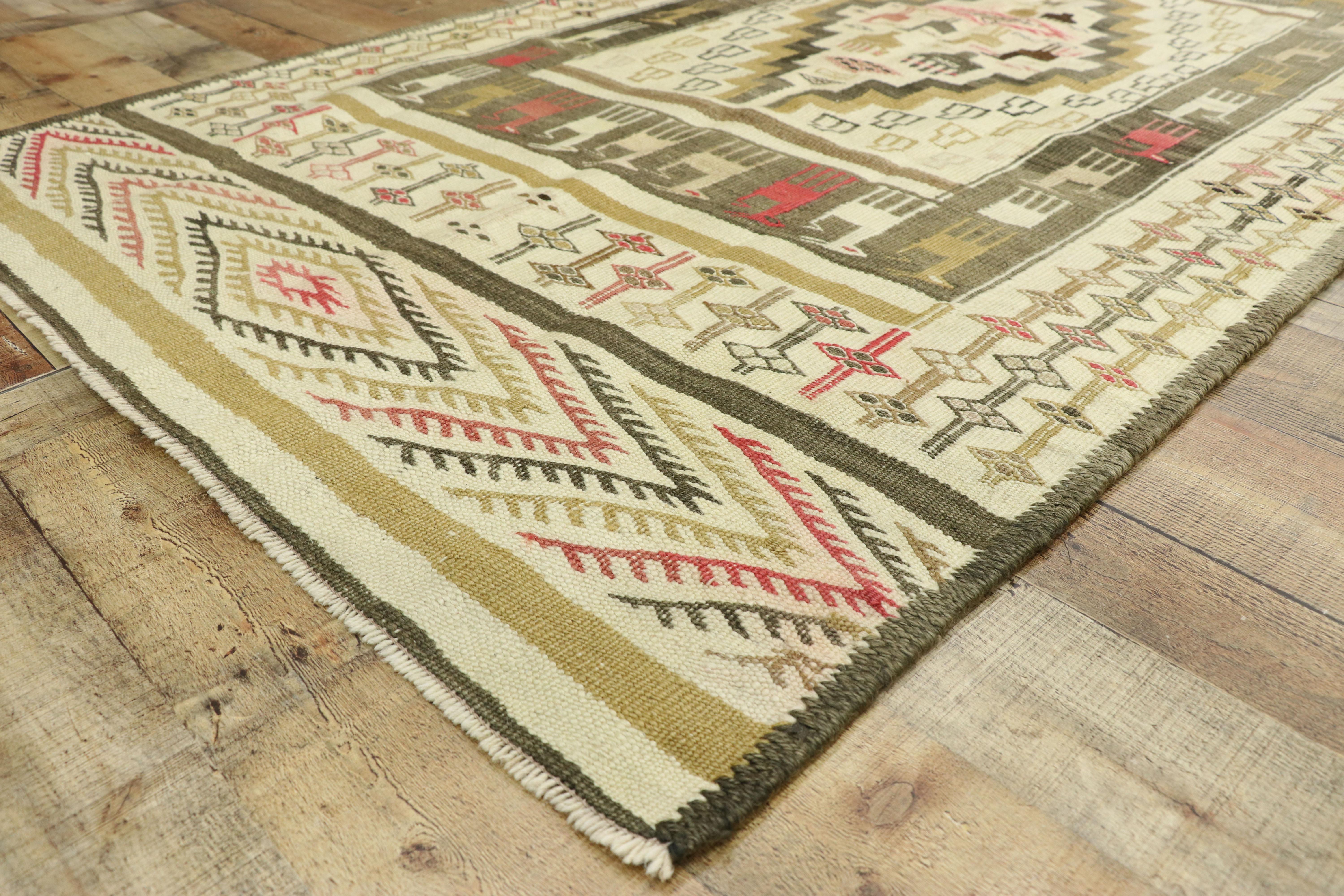 20th Century Vintage Turkish Kilim Rug with Rustic Lodge Style and Modern Tribal Vibes For Sale