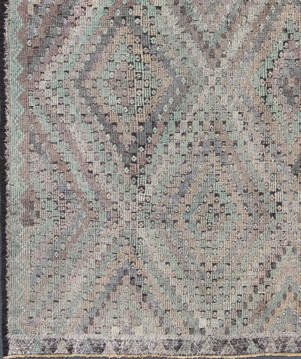 Vintage Turkish Kilim Rug with Soft Geometric Diamond Pattern in Muted Pastel For Sale 4