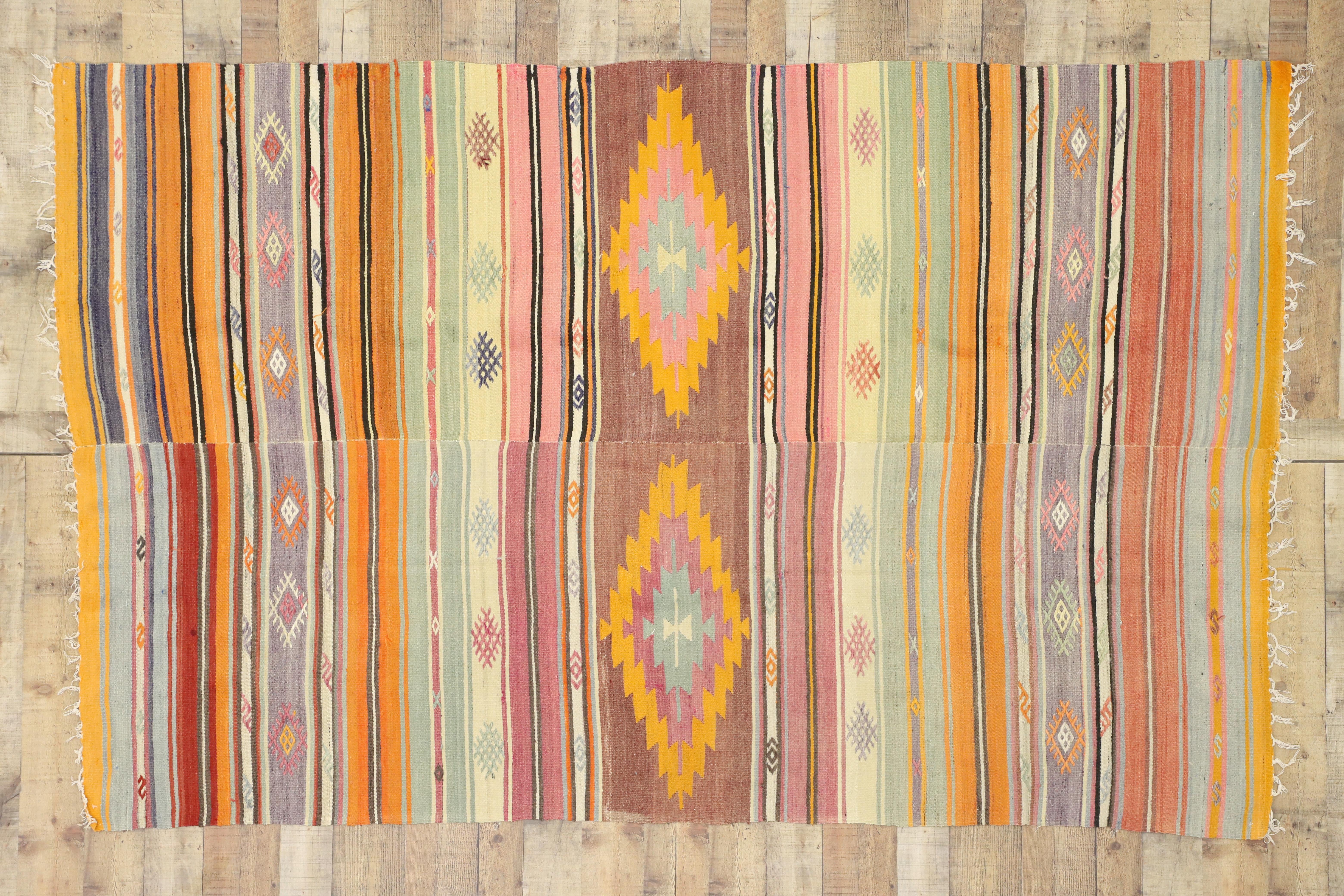 Laine Tapis Kilim turc vintage:: style désertique bohème chic du sud-ouest:: tapis à tissage plat en vente