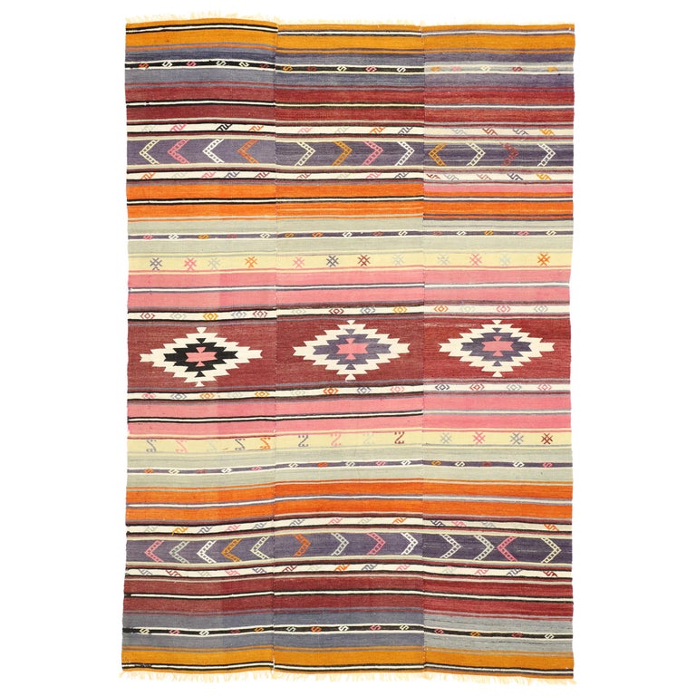 Vintage Turkish Kilim Rug with Southwest Boho Chic Desert Style, Flat-Weave  Rug For Sale at 1stDibs