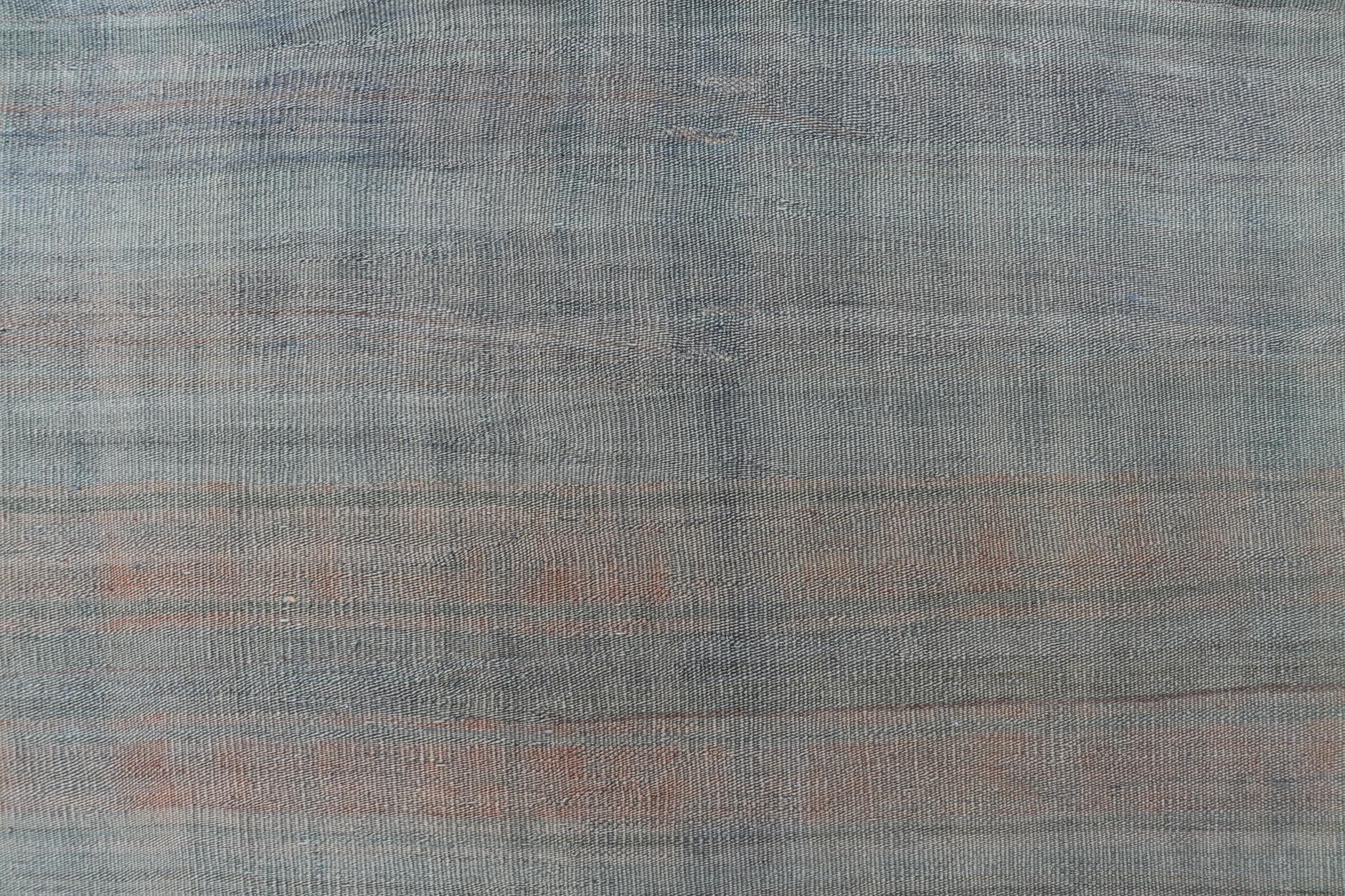 Misure: 5'2 x 6'4 
Rug & Kilim turco vintage dai toni pastello 5'2 x 6'4 . Keivan Woven Arts / Tappeto / EN-15868 Paese d'origine / tipo: Turchia / Kilim 

Il tappeto kilim turco presenta una serena miscela di colori pastello, tra cui morbide