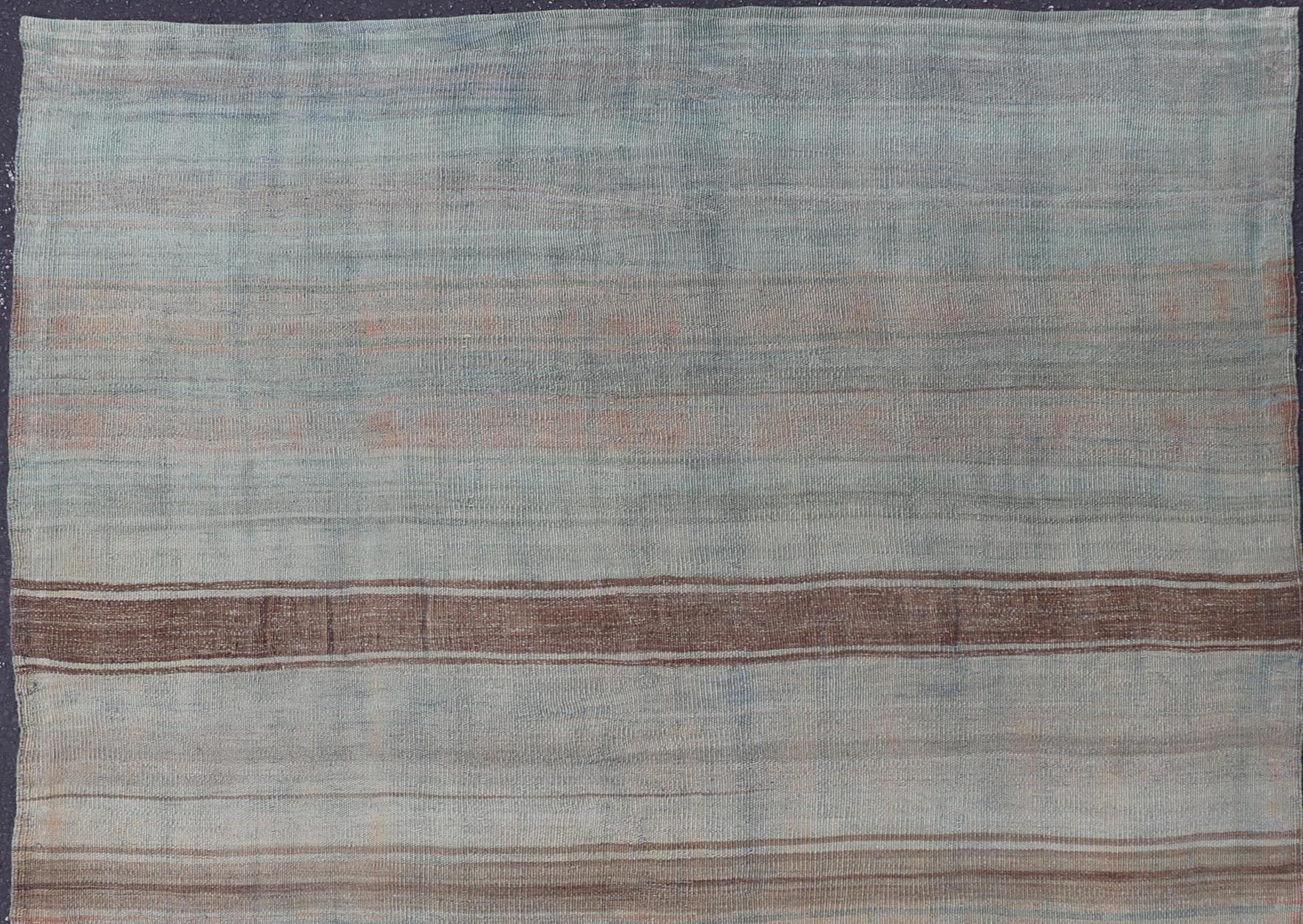 Turco Rug & Kilim turco vintage con sottili toni pastello 5'2 x 6'4 in vendita