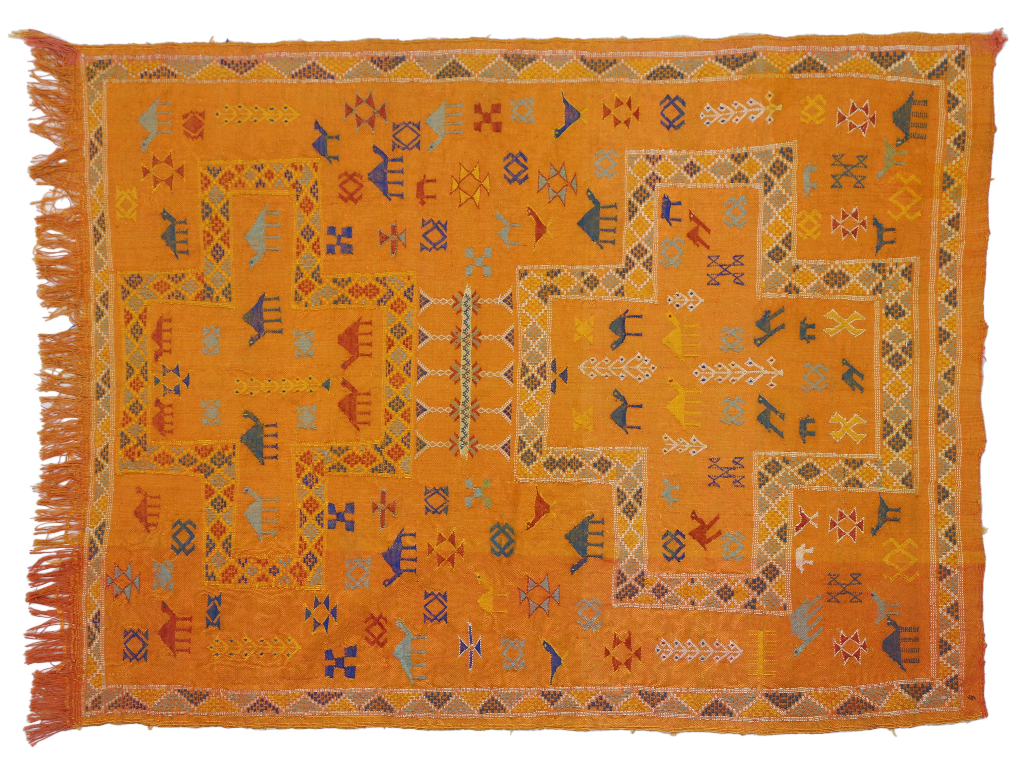Hand-Woven Vintage Turkish Kilim Rug with Tribal Style, Small Flat-Weave Rug