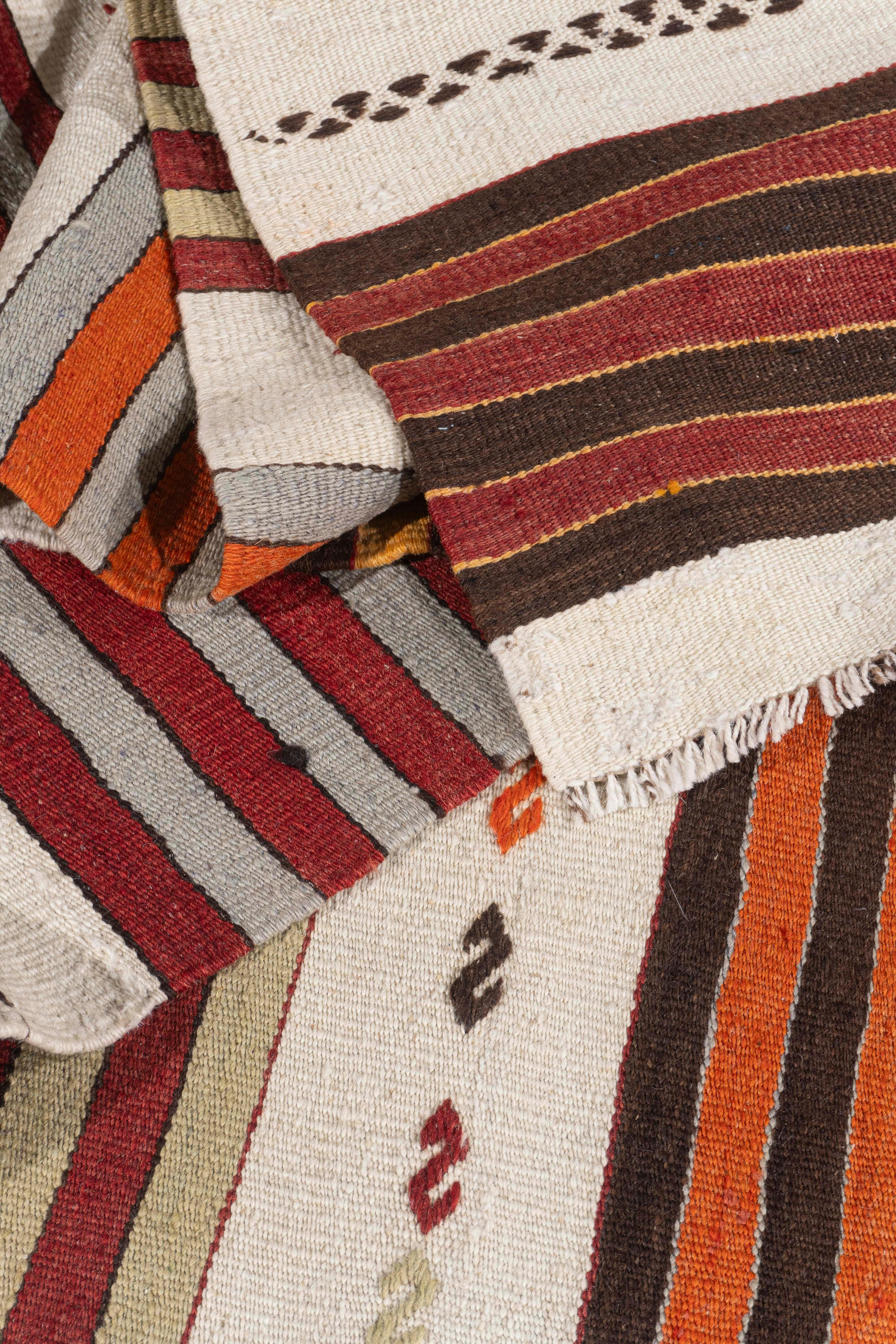 Vintage Türkisch Kilim Läufer 2' X 24' im Angebot 1