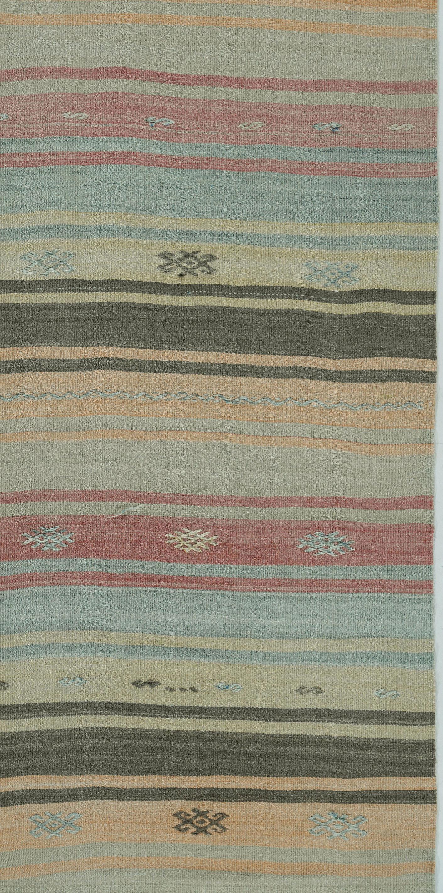Türkischer Vintage-Kelim-Läufer im Vintage-Stil 2'6 X 13'4 im Angebot 1
