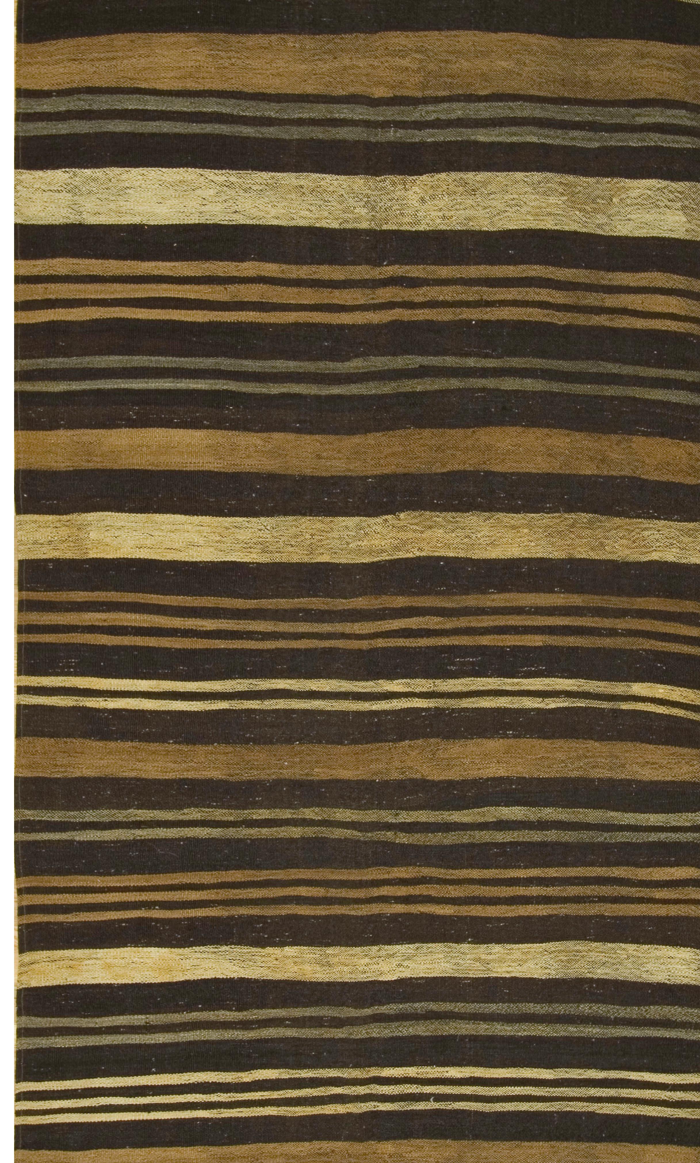 Türkischer Vintage-Kelim-Läufer 5'4 x 11'5 (Wolle) im Angebot