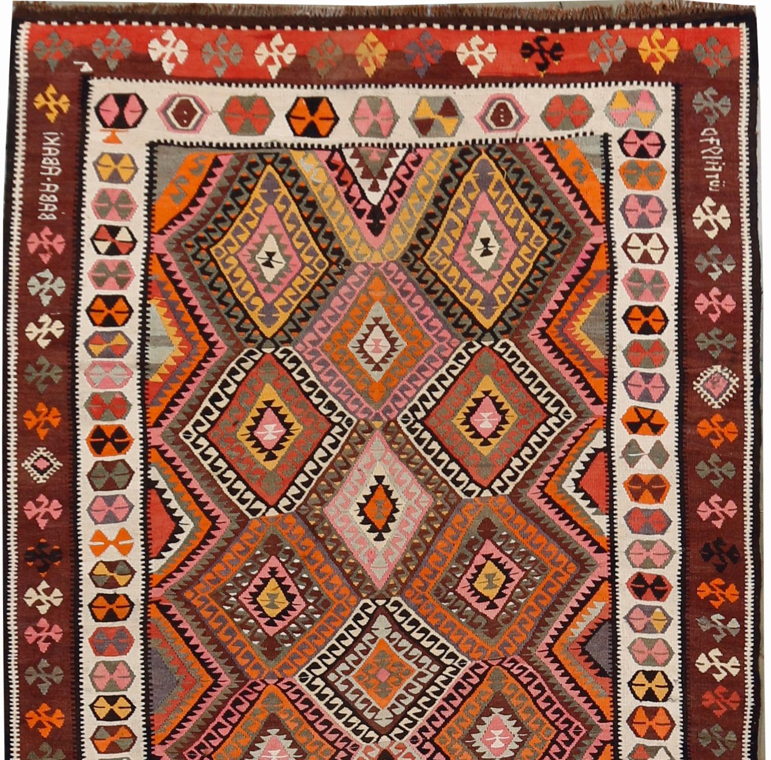 Vintage Turkish Kilim runner rug, This vintage Turkish flat-weave Kilim was handwoven in the 1950s. The simplicity and boldness of these pieces can also give a contemporary feel and can look at home in both a modern or traditional setting. Size: 5'9