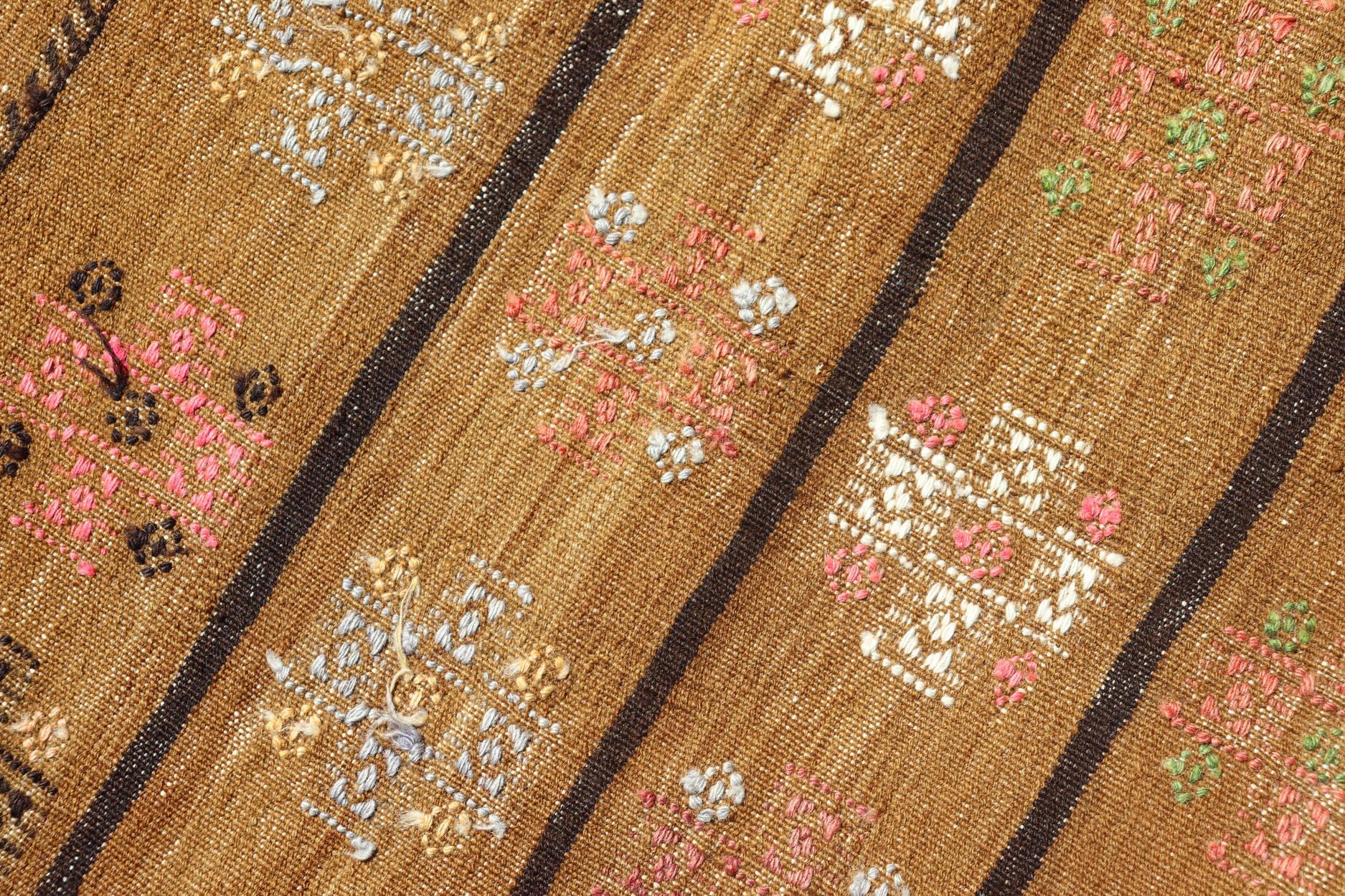 Runner kilim turco vintage con motivi geometrici marrone intenso 3'2 x 8'6 in vendita 2