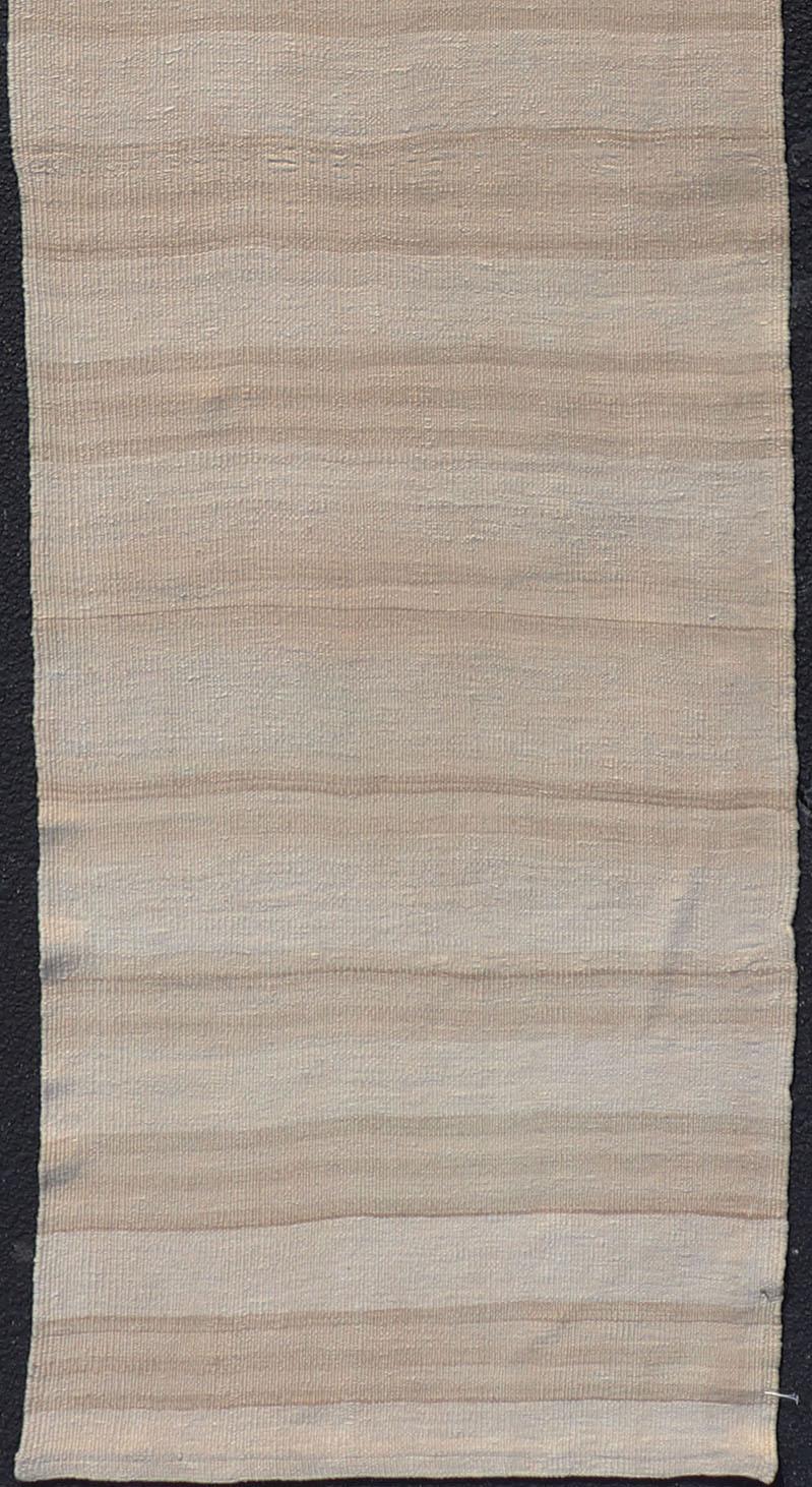 Alfombra Turca Kilim Vintage con Rayas en Taupe Claro y Tonos Neutros Tejido a mano en venta