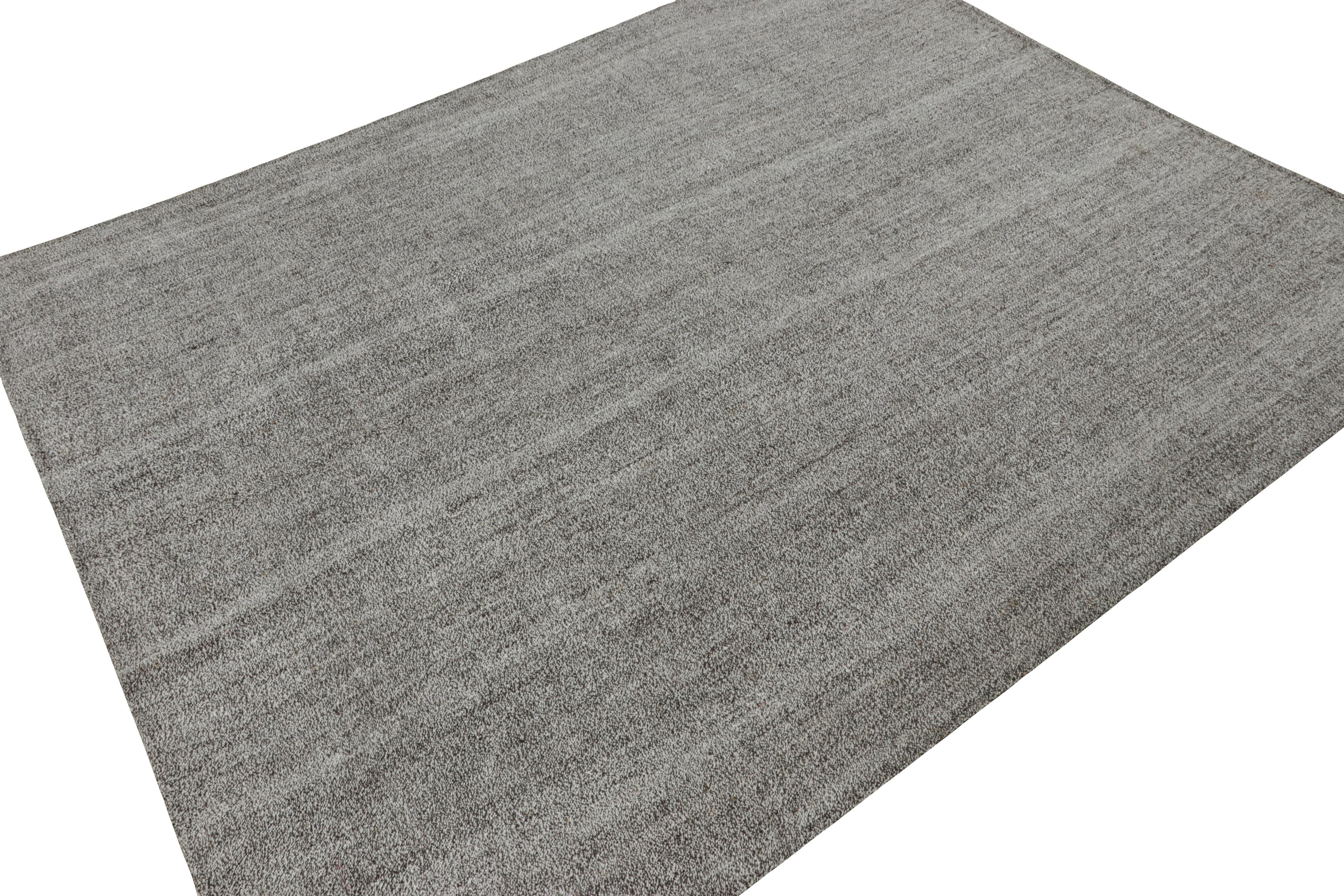 Türkischer Kelim-Teppich in neutral grauem Streifenmuster, schlichter Teppich von Rug & Kilim (Handgeknüpft) im Angebot