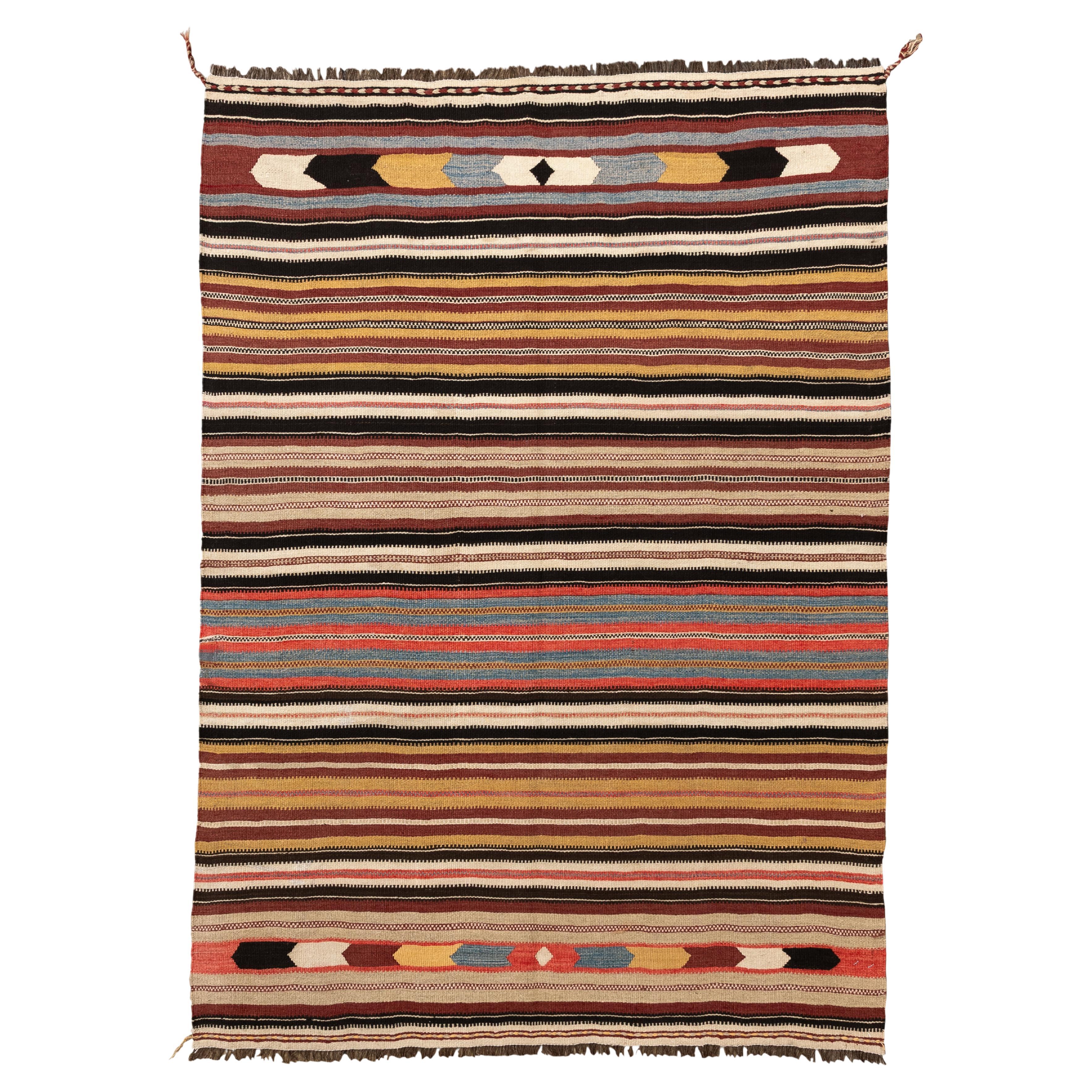 Kilim turco vintage con medaglioni geometrici e a più strisce in vendita