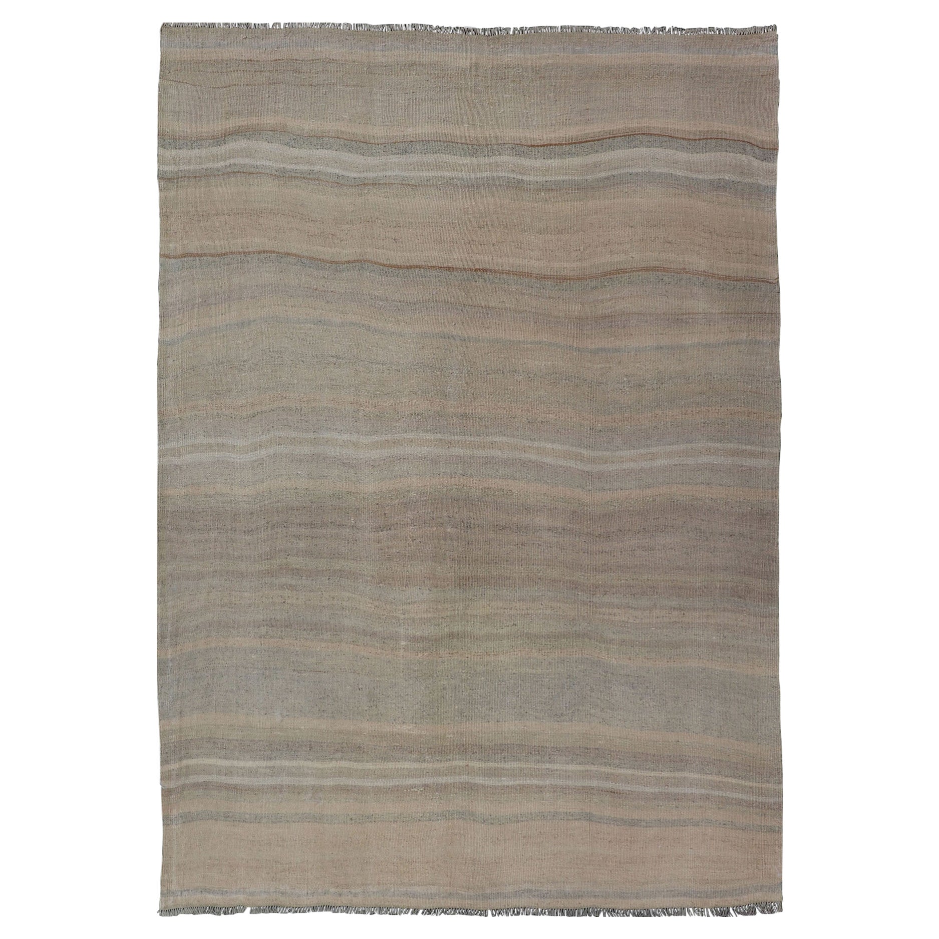 Türkischer Vintage-Kilim mit Streifen in Taupe, Grau, Tan, Creme und Brown