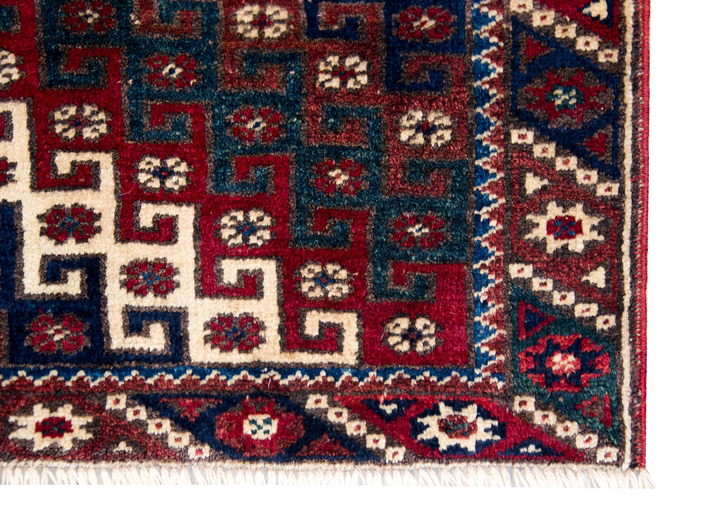 Vintage Turkish Konya Rug For Sale 4