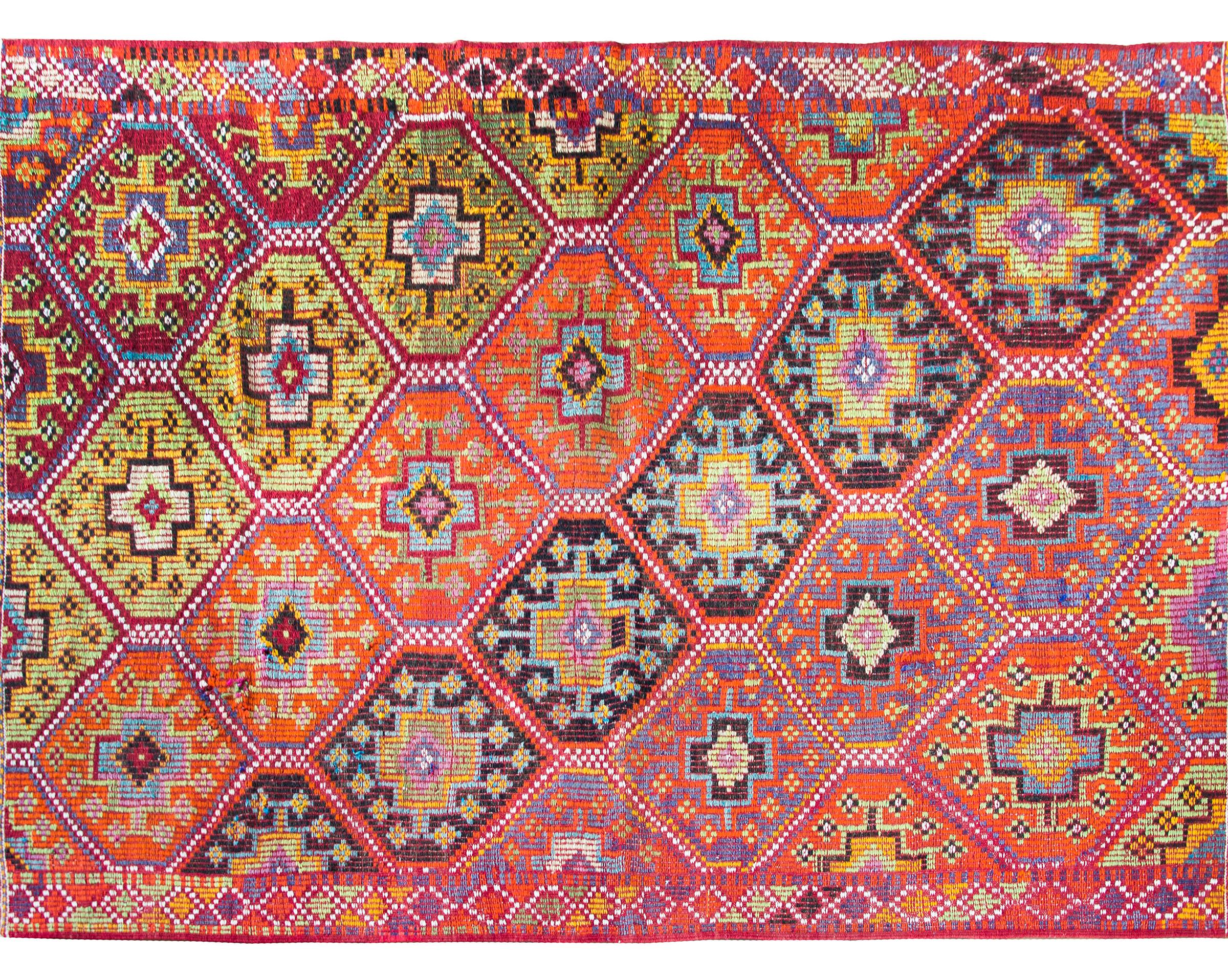 Türkischer Konya-Teppich, Vintage (Stammeskunst) im Angebot