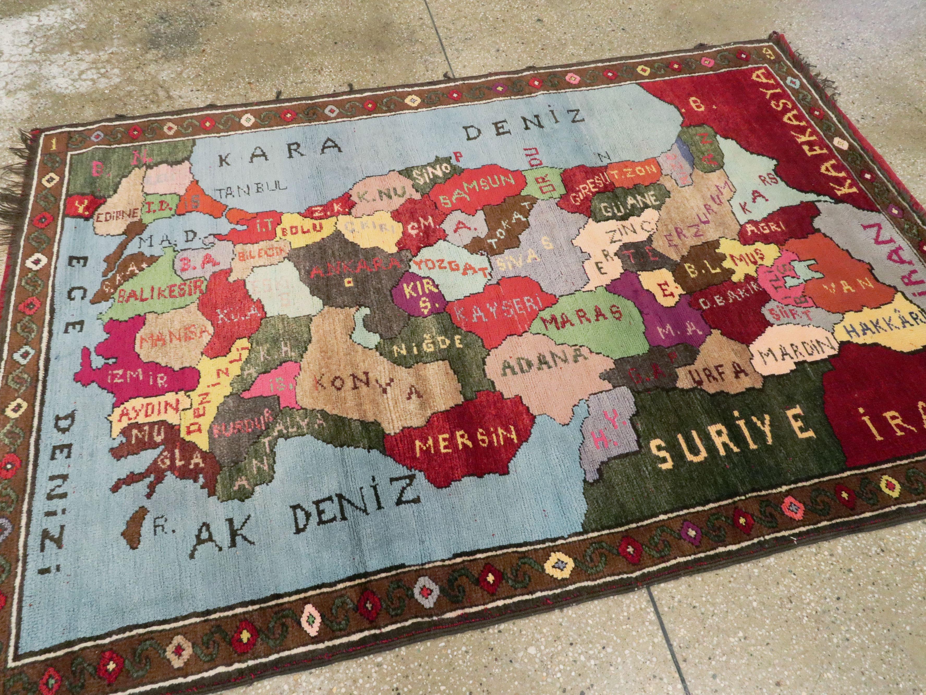 Vintage Turkish Map Rug In Excellent Condition For Sale In New York, NY