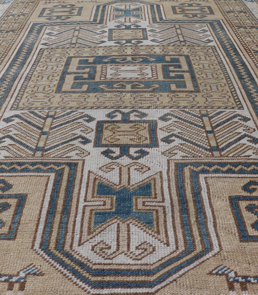 Tappeto vintage Oushak a medaglioni turchi in blu, moka e taupe  3'5