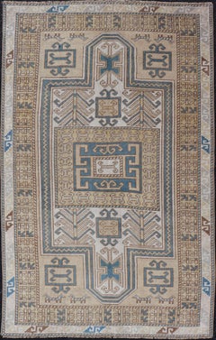 Türkischer Oushak-Teppich mit Medaillon in Blau, Mocha und Taupe im Vintage-Stil