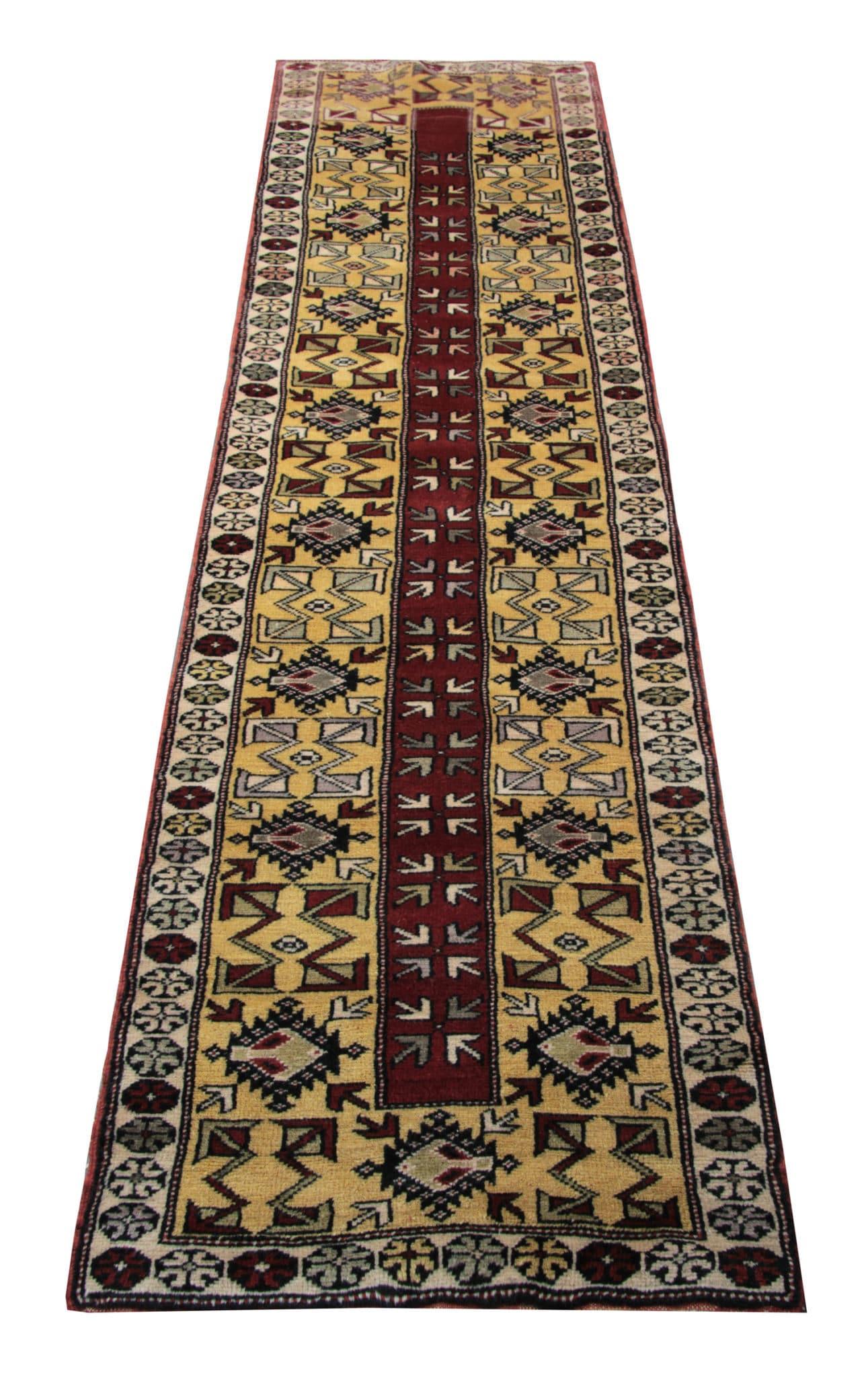 Türkischer Milas-Läufer, geometrischer Vintage-Läufer, roter Teppich, Wollteppich (Hollywood Regency) im Angebot