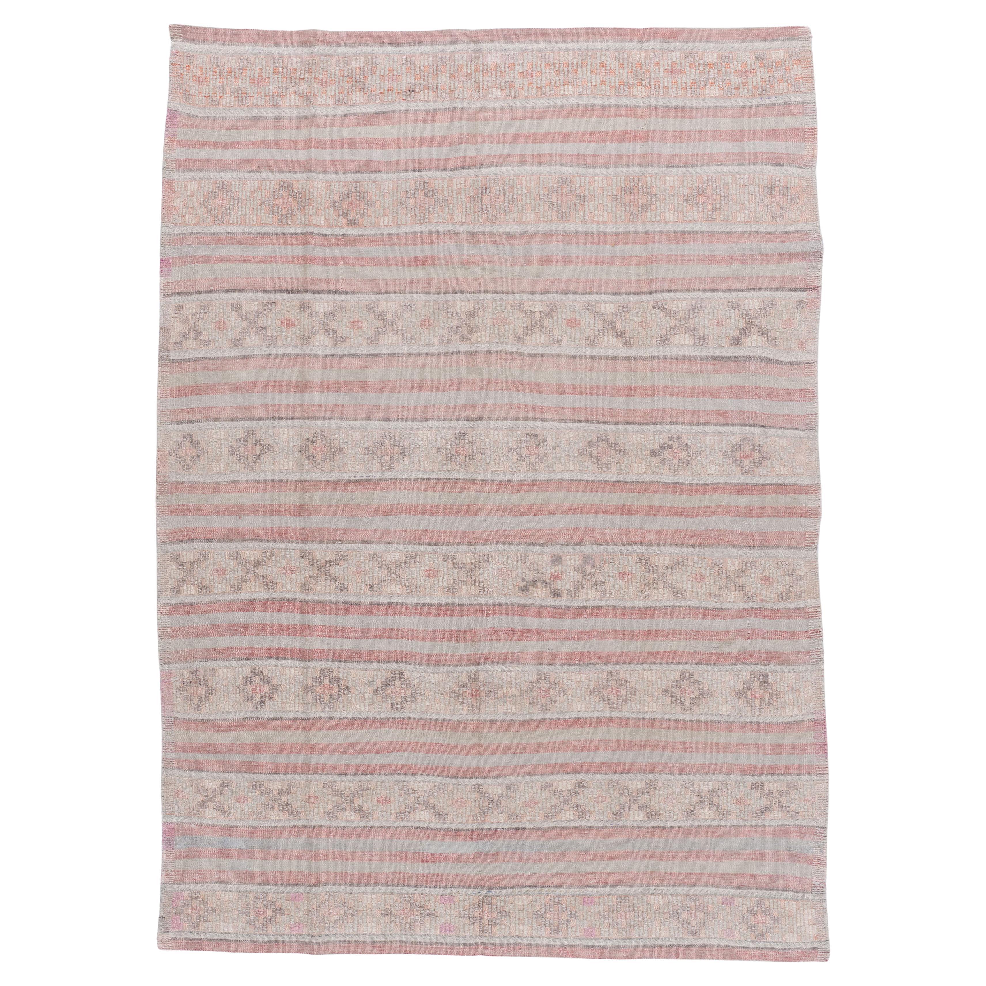 Tapis Kilim turc multicolore vintage