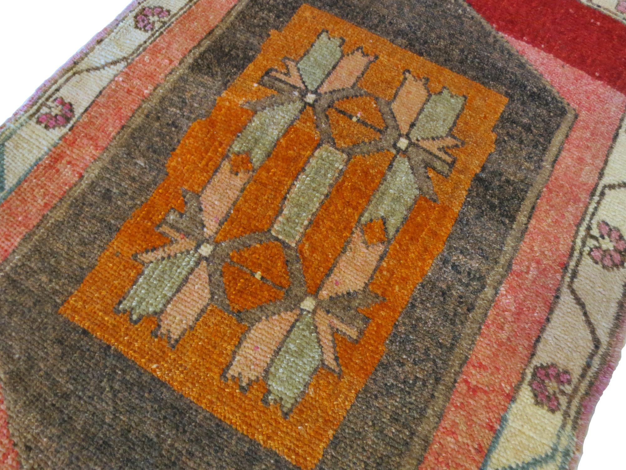 This is a vintage Swedish flat-woven runner from the mid-20th century.