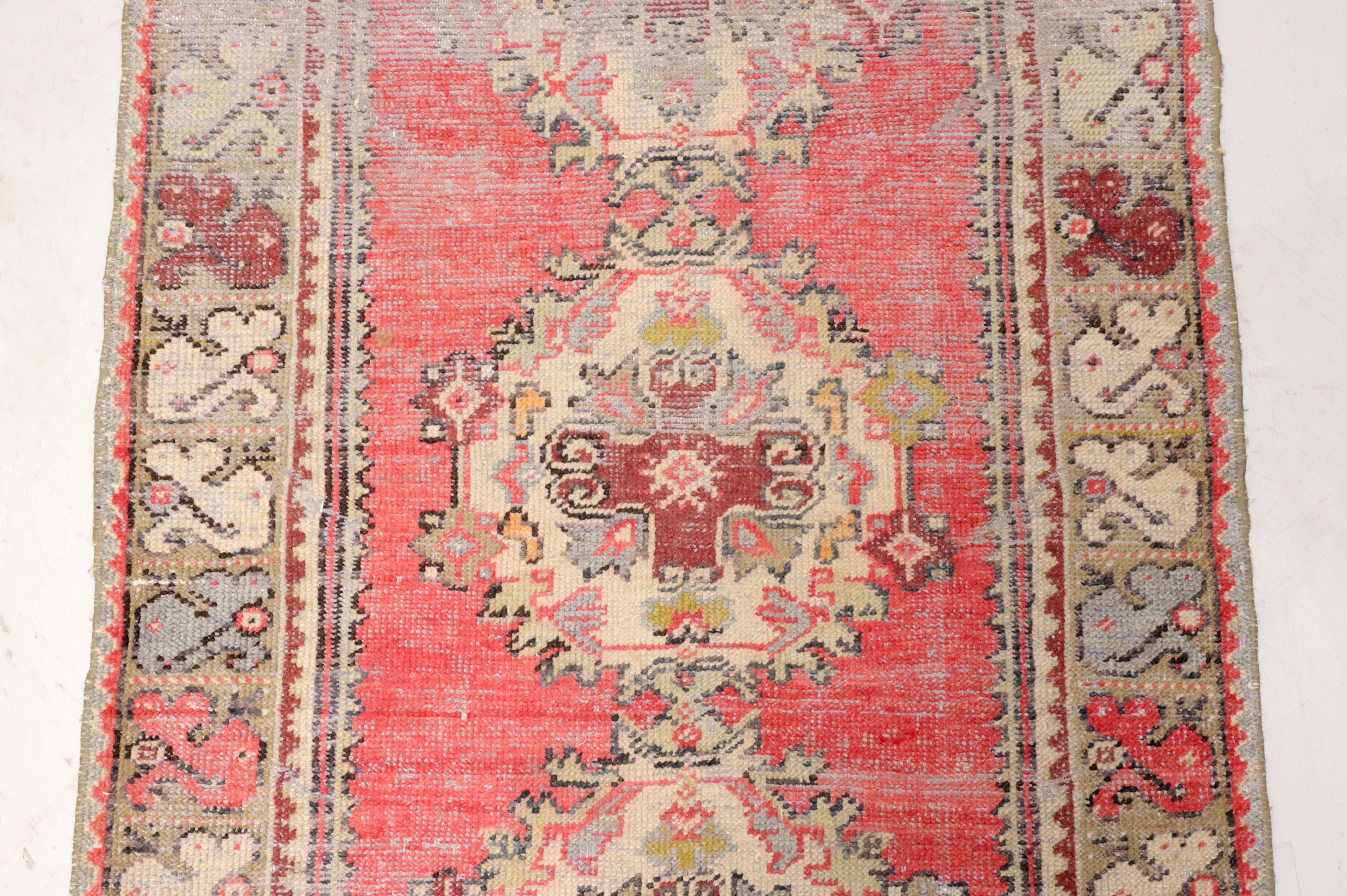 Vintage Turkish Oushak 3 x 10 Rug Runner In Good Condition For Sale In Charlotte, NC