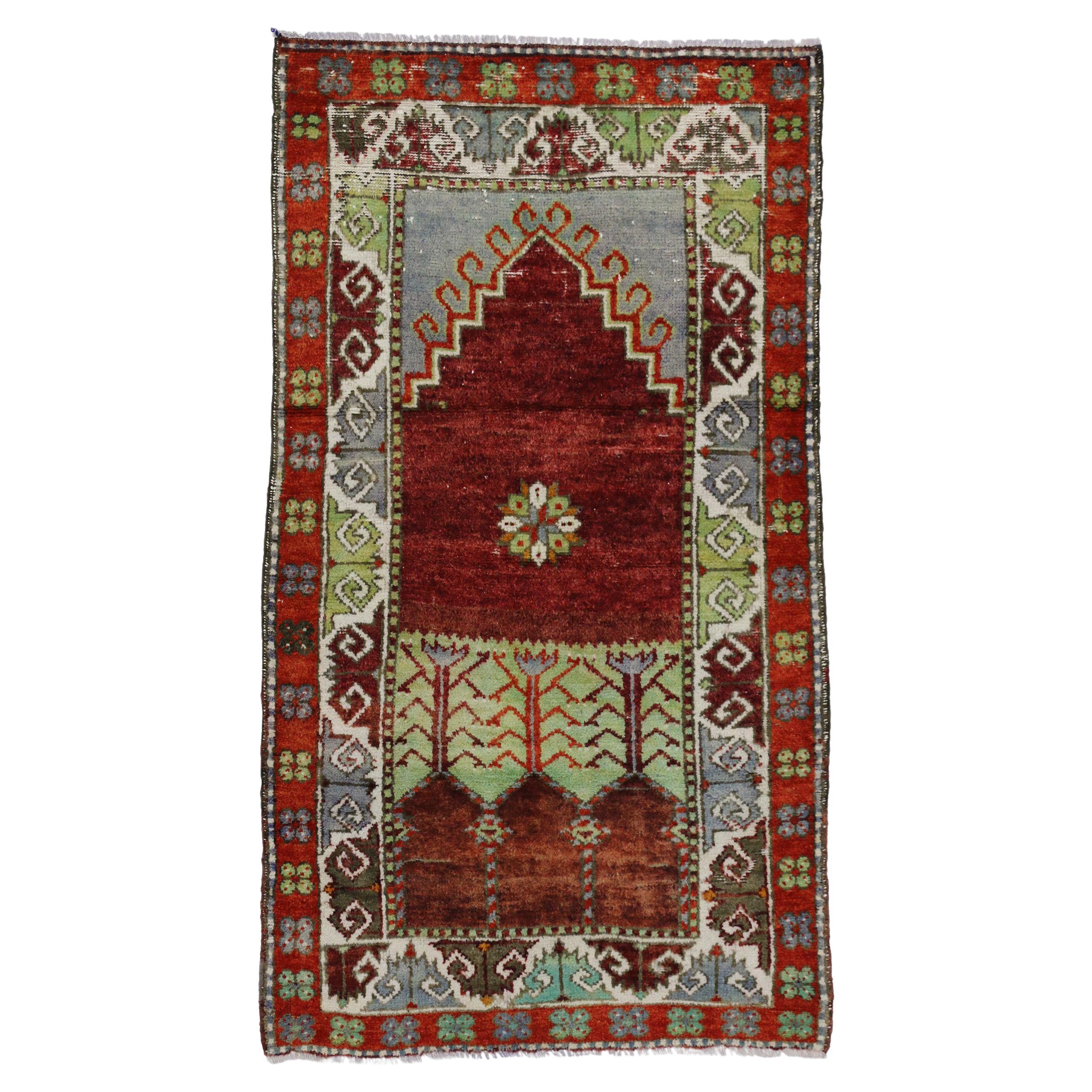 Vintage Turkish Oushak Throw Rug, Anatolian Yuntdag Prayer Rug