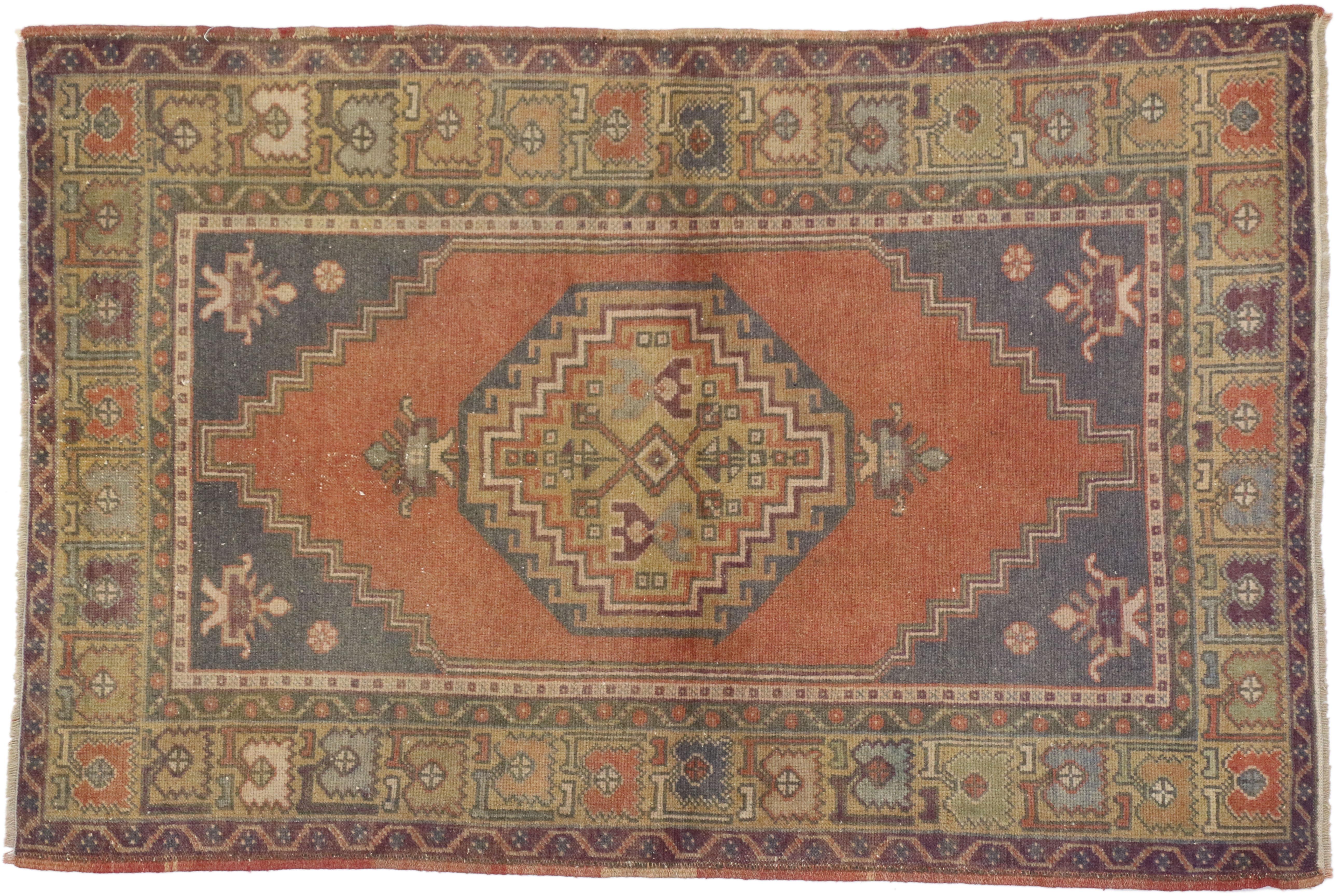 20th Century Vintage Turkish Oushak Accent Rug, Entry or Foyer Rug For Sale