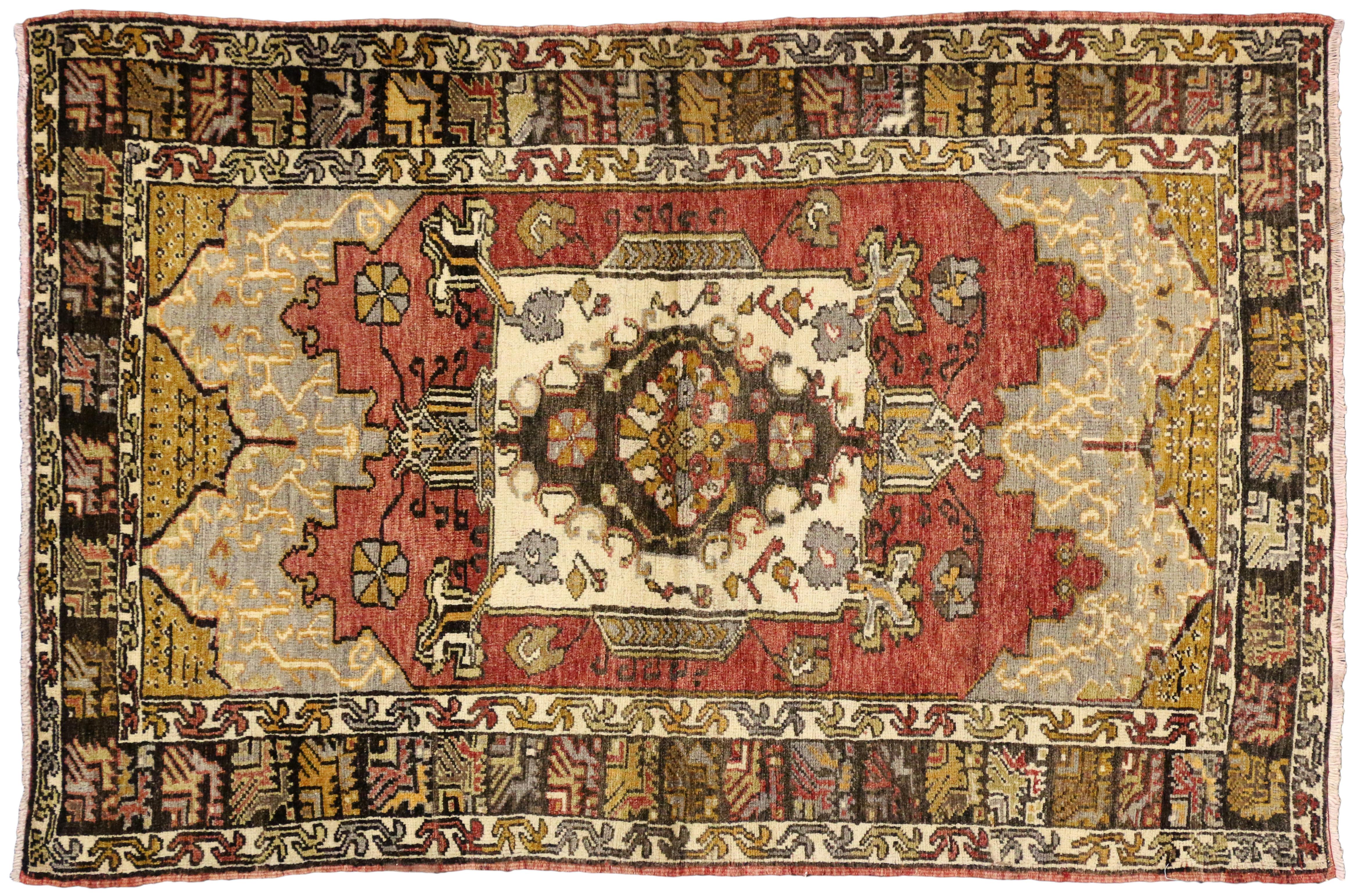 20th Century Vintage Turkish Oushak Accent Rug, Entry or Foyer Rug For Sale