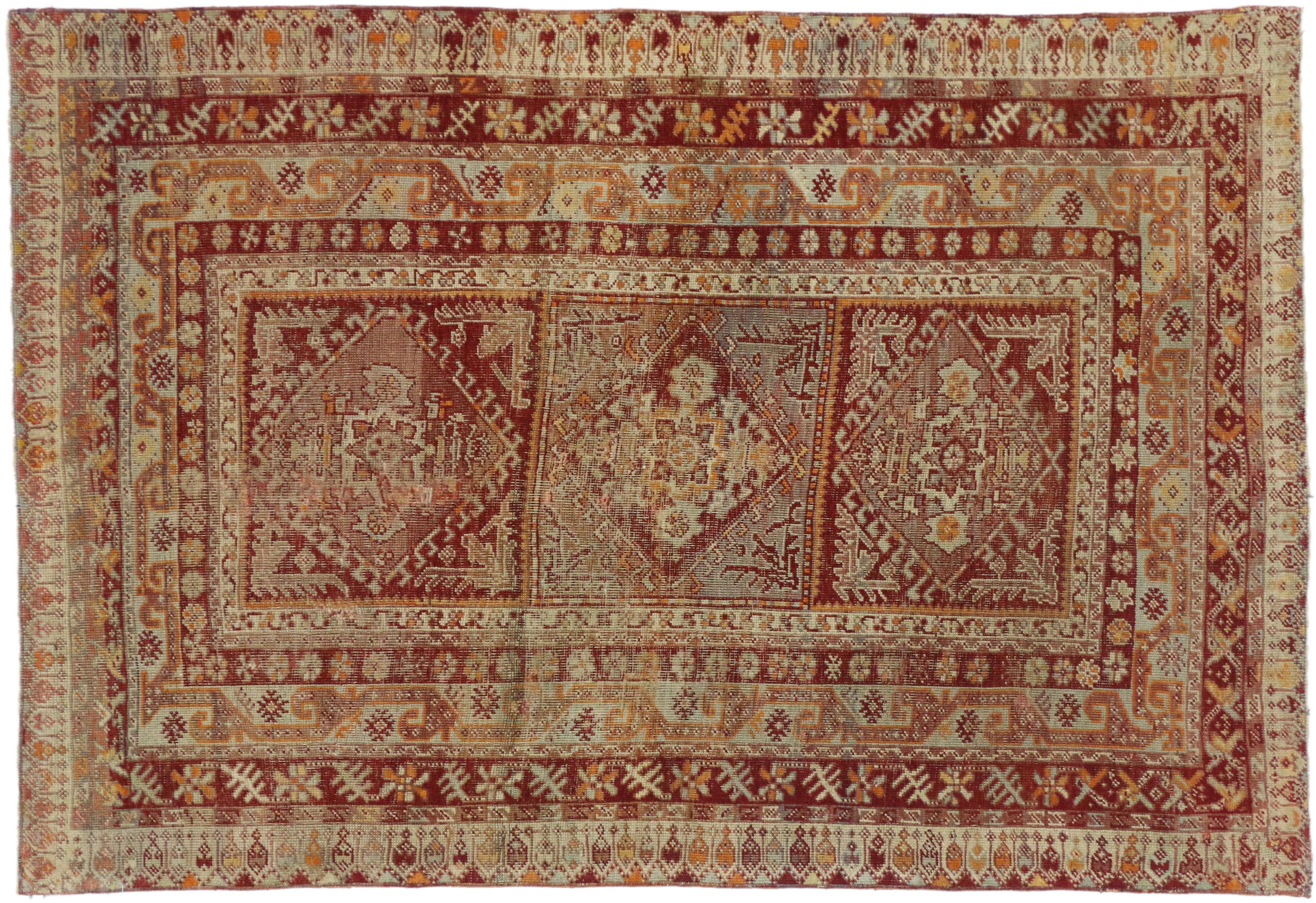 20th Century Vintage Turkish Oushak Accent Rug, Entry or Foyer Rug For Sale