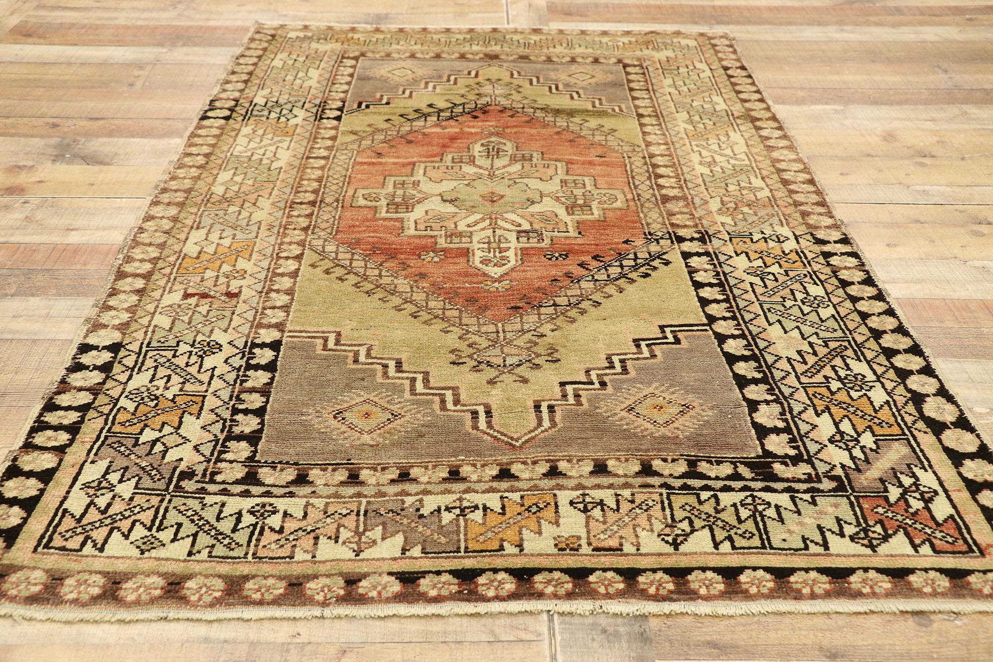 Vintage Turkish Oushak Accent Rug, Entry or Foyer Rug For Sale 1