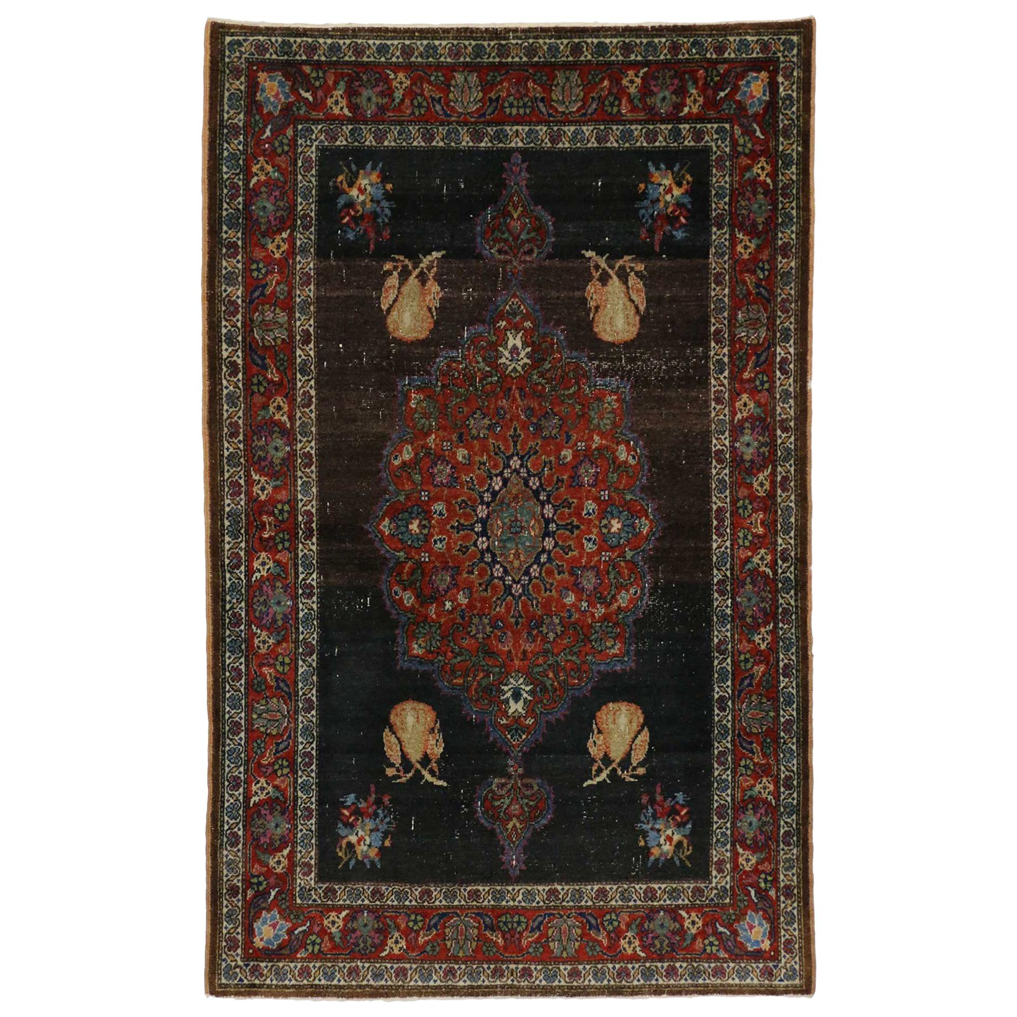 Tapis d'appoint turc vintage d'Oushak, entrée ou chambre à coucher en vente 1