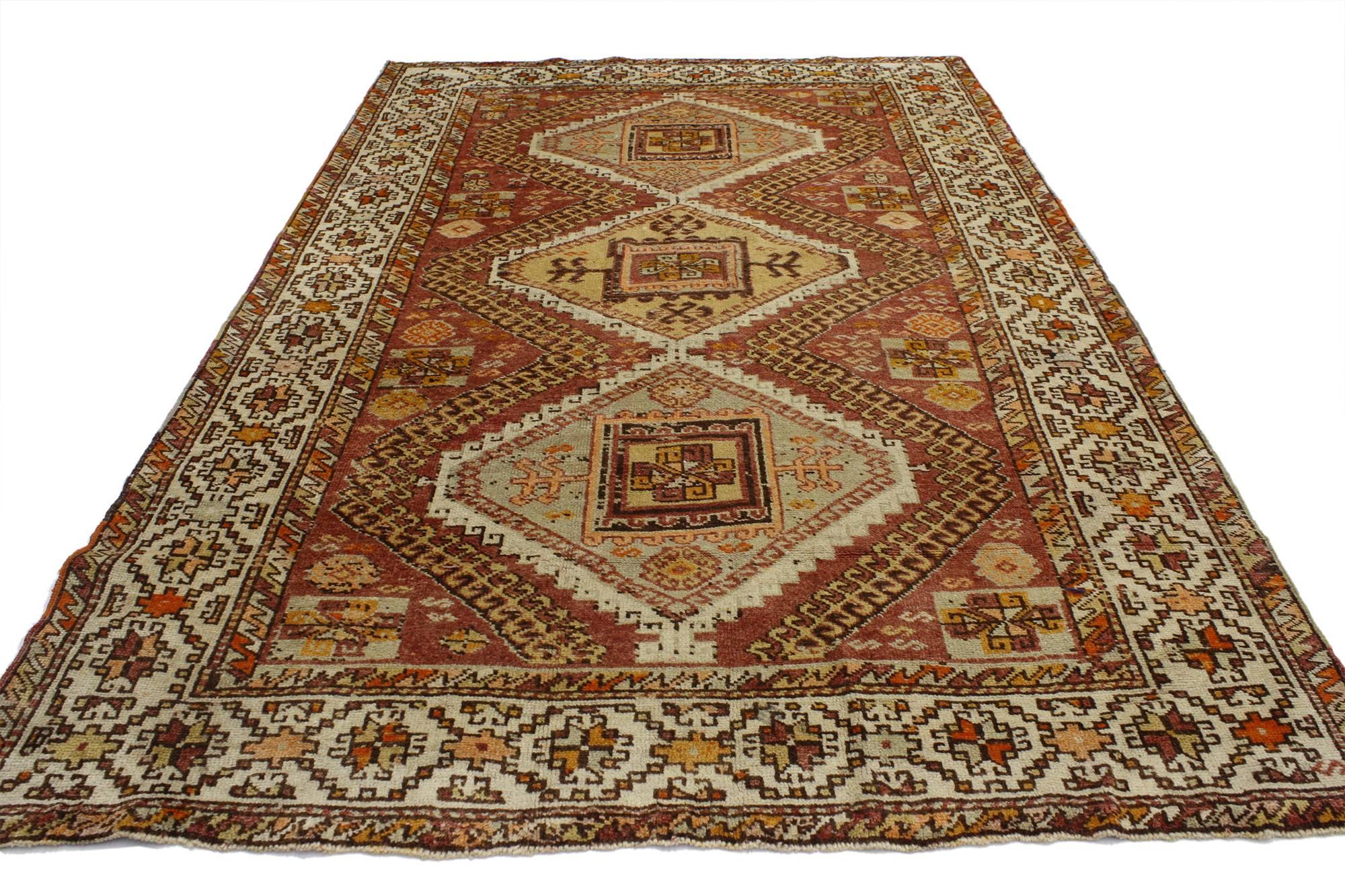 52107, vintage Turkish Oushak Accent rug, entry or foyer rug with craftsman style. This hand knotted wool vintage Turkish Oushak rug features three interconnected hooked diamond medallions with ram’s Horn pendants spread across an abrashed brick red