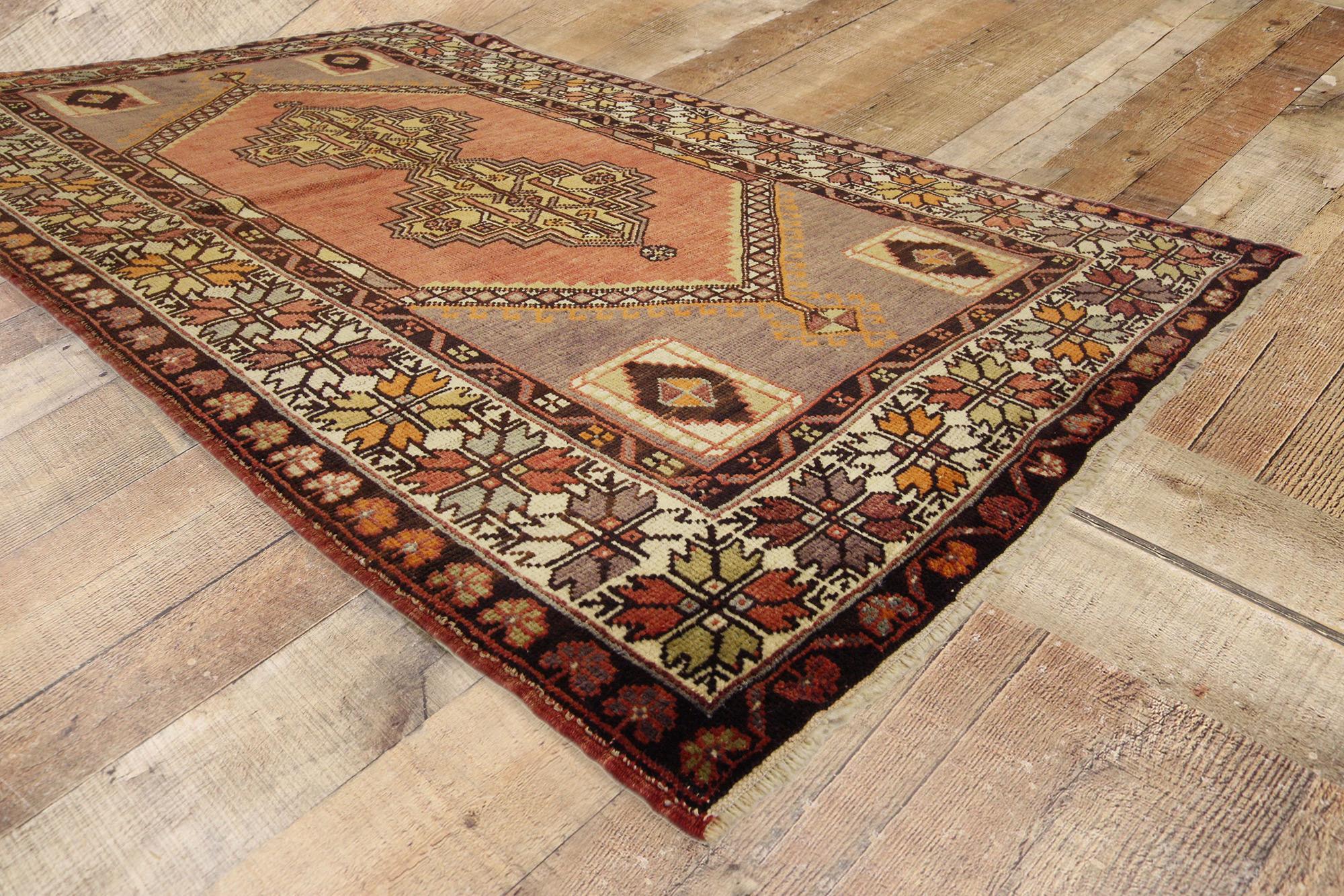 Vintage Turkish Oushak Accent Rug, Entry or Foyer Rug with Rustic Modern Style For Sale 2