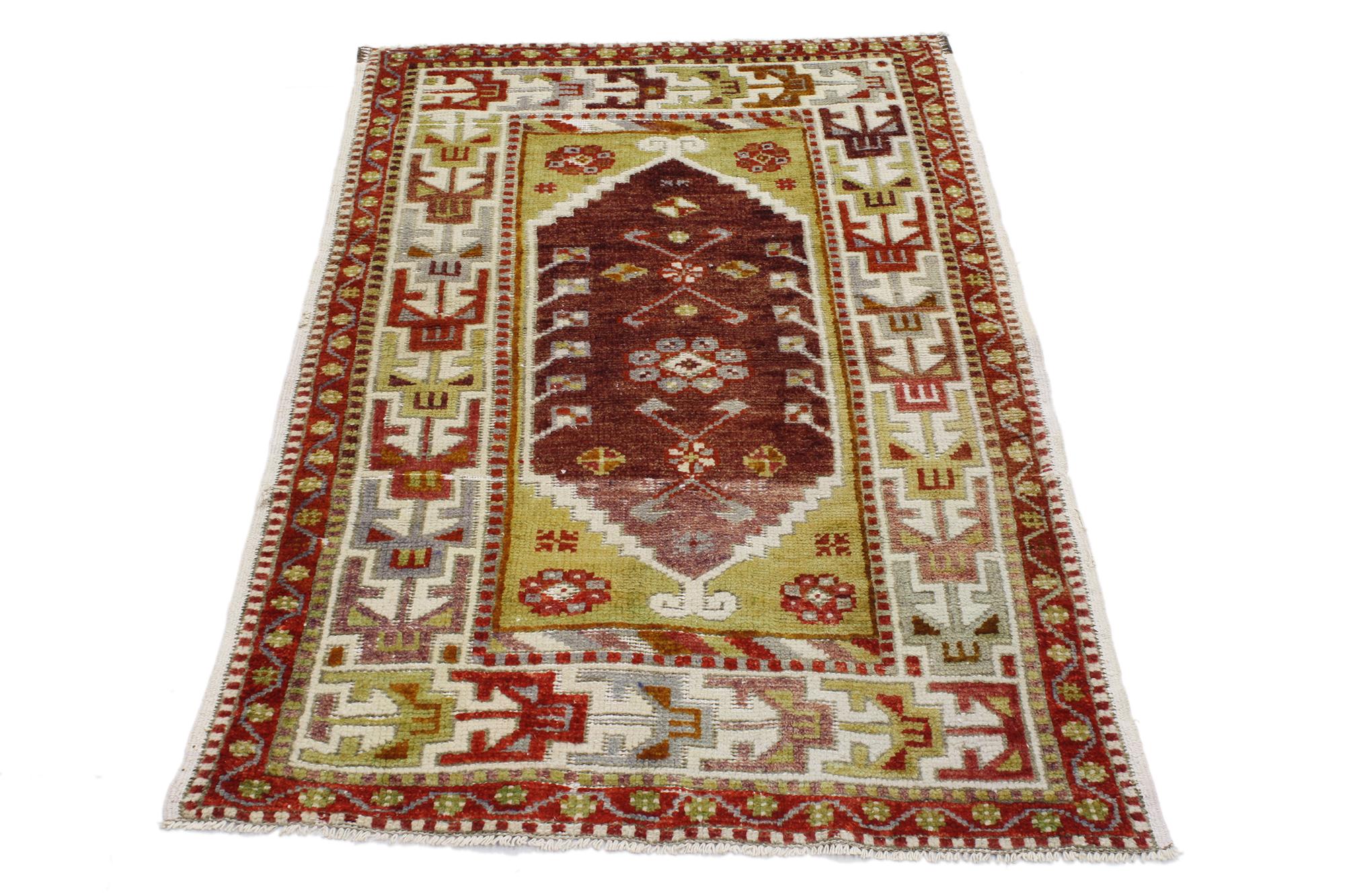 Noué à la main Tapis turc Yuntdag Oushak des années 1970 avec style moderne en vente