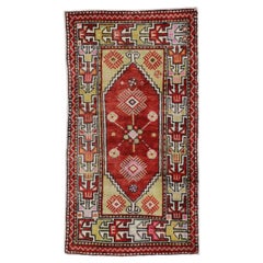 Tapis turc vintage d'appoint Oushak avec motif pop coloré, tapis d'Anatolie Yuntdag