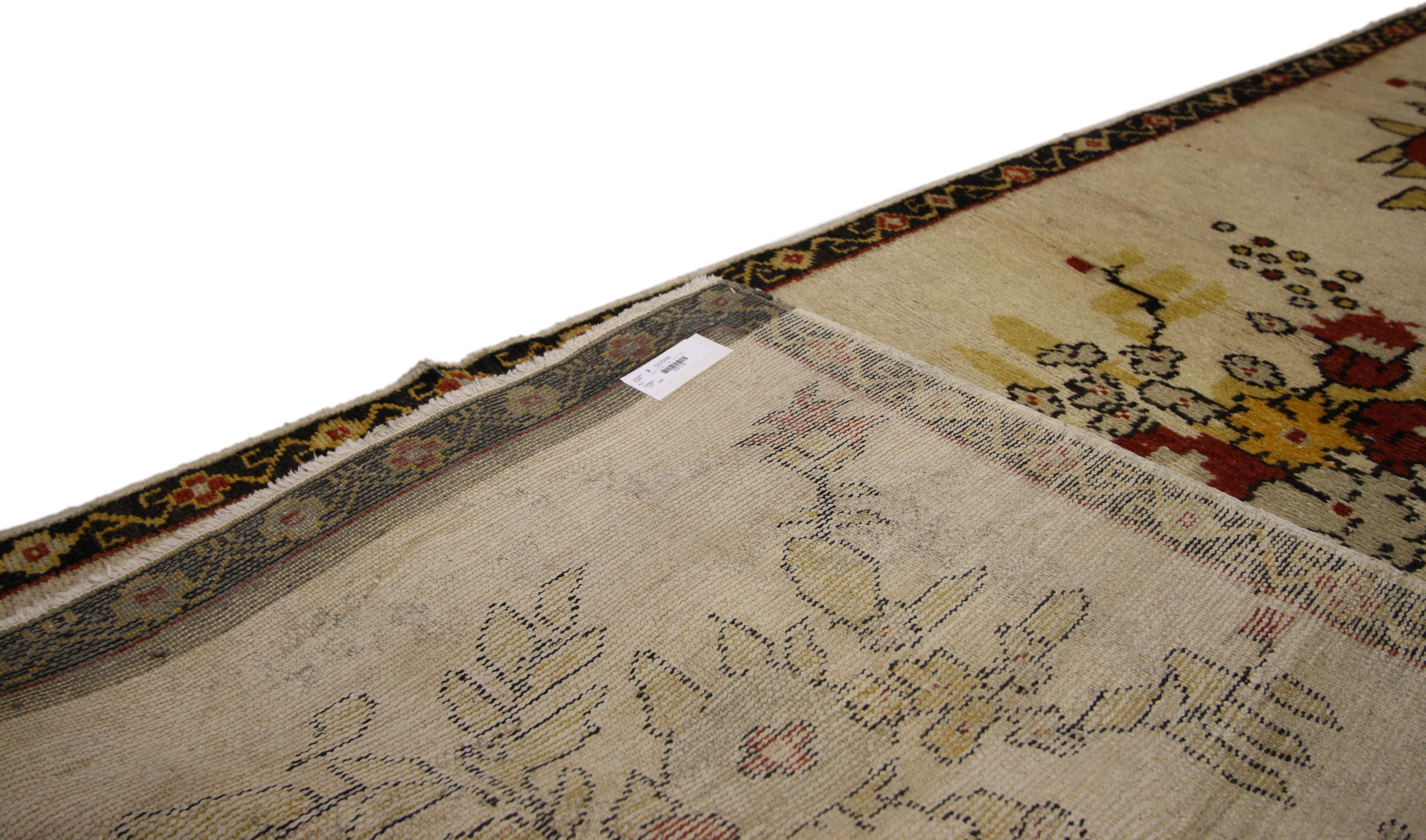 20th Century Vintage Turkish Oushak Accent Rug with English Country Style For Sale