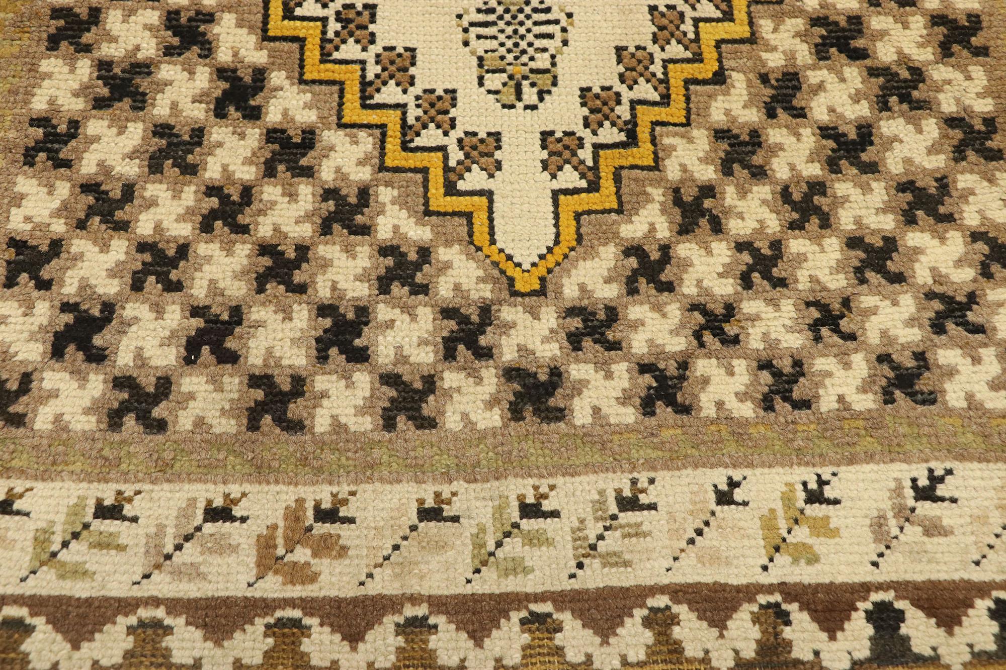 Vintage Turkish Oushak Accent Rug with Modern Shaker Style In Good Condition For Sale In Dallas, TX