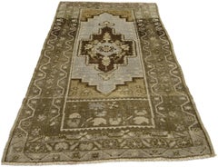 Vintage Turkish Oushak Accent Rug with Modern Traditional Style, Entry Rug