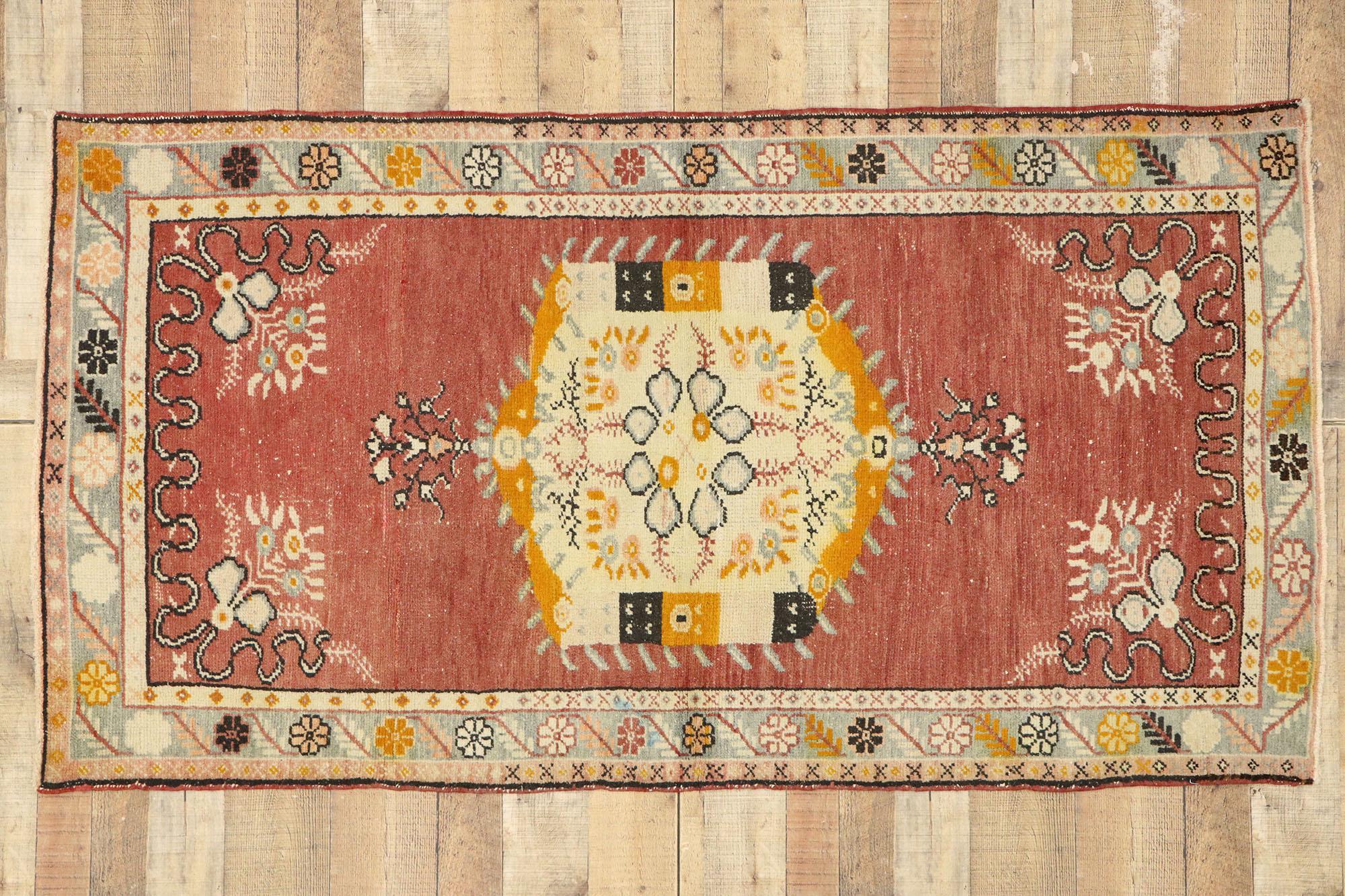 Vintage Turkish Oushak Accent Rug with Rustic French Rococo Style For Sale 2